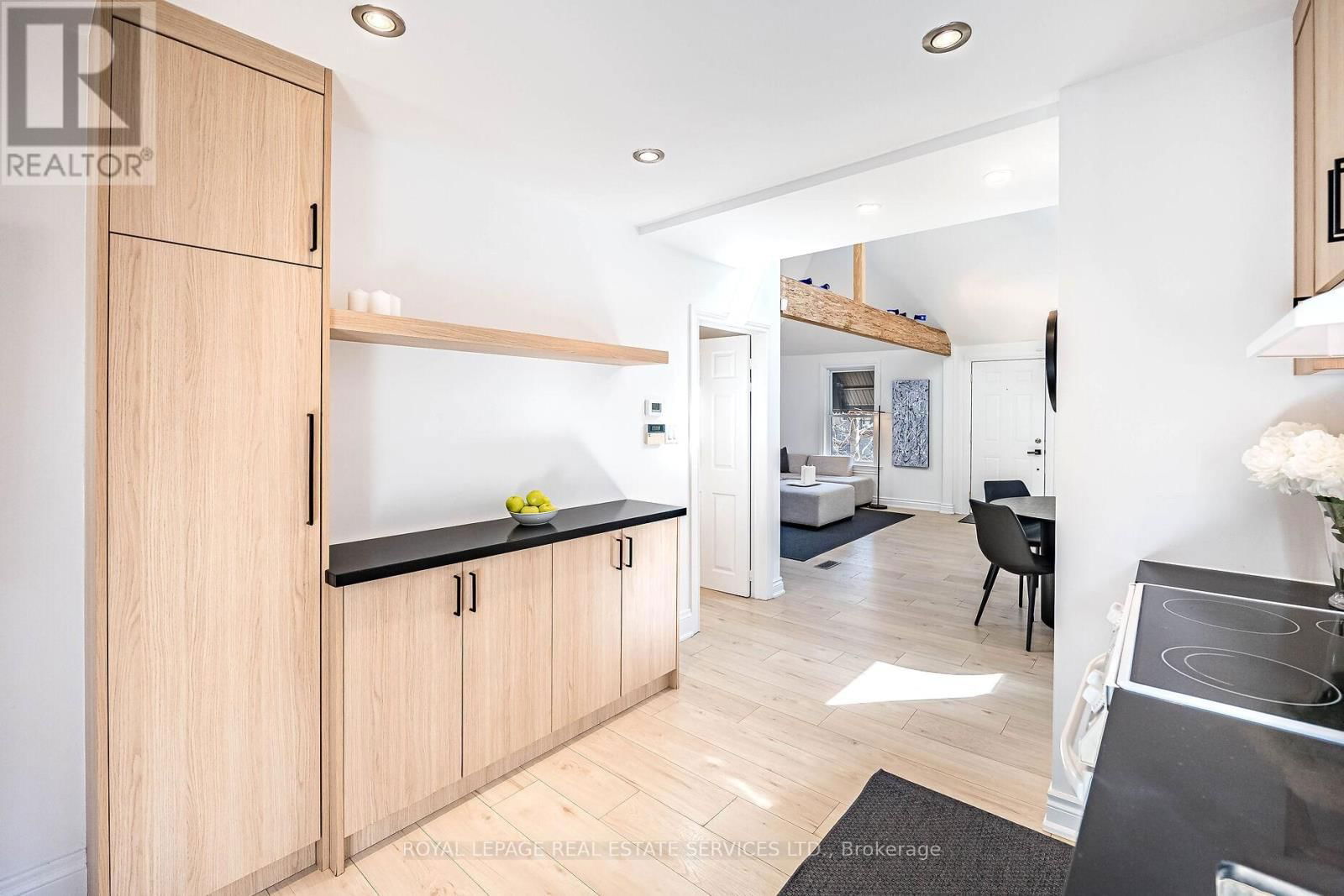 48 THIRTEENTH STREET Image 14