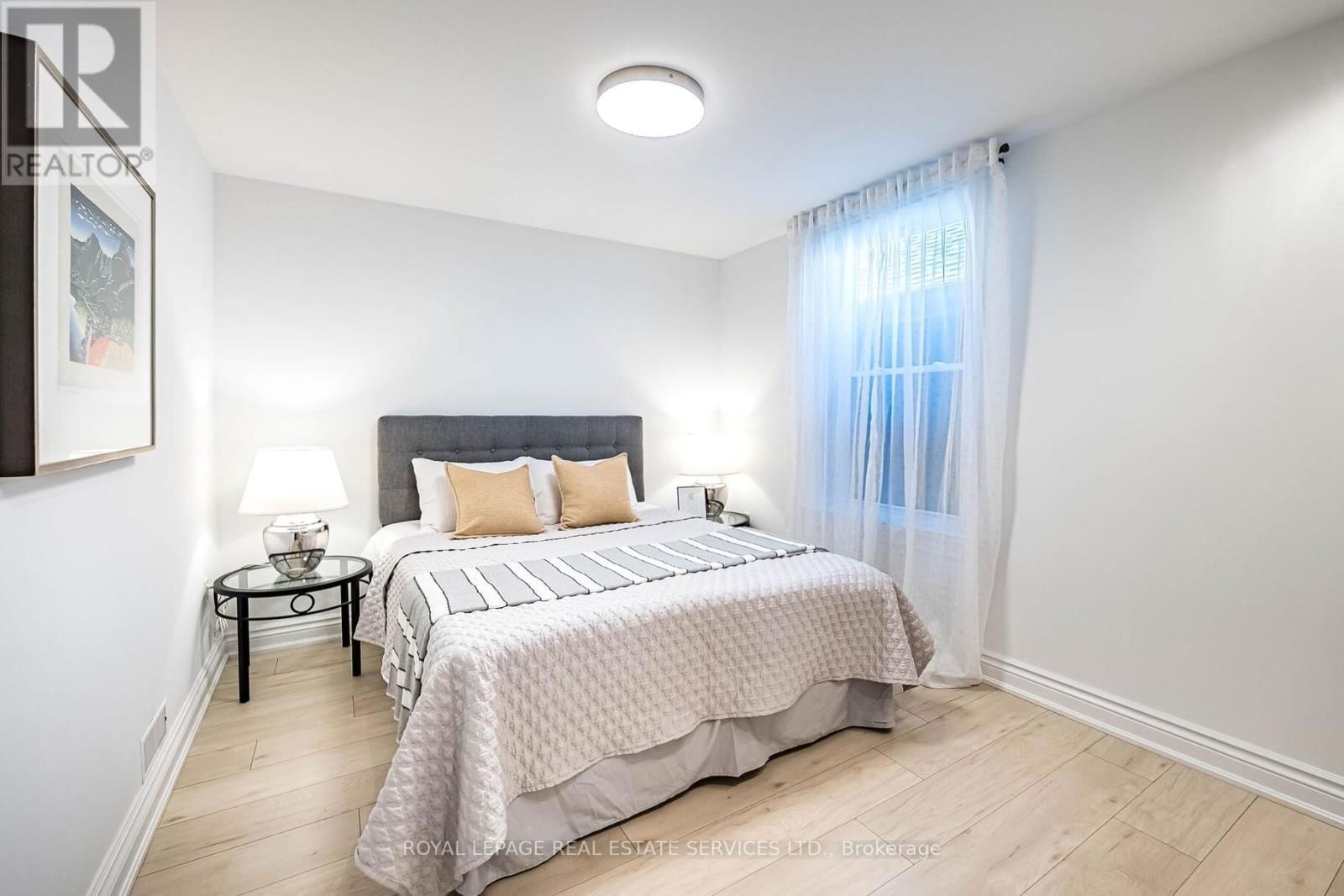 48 THIRTEENTH STREET Image 16