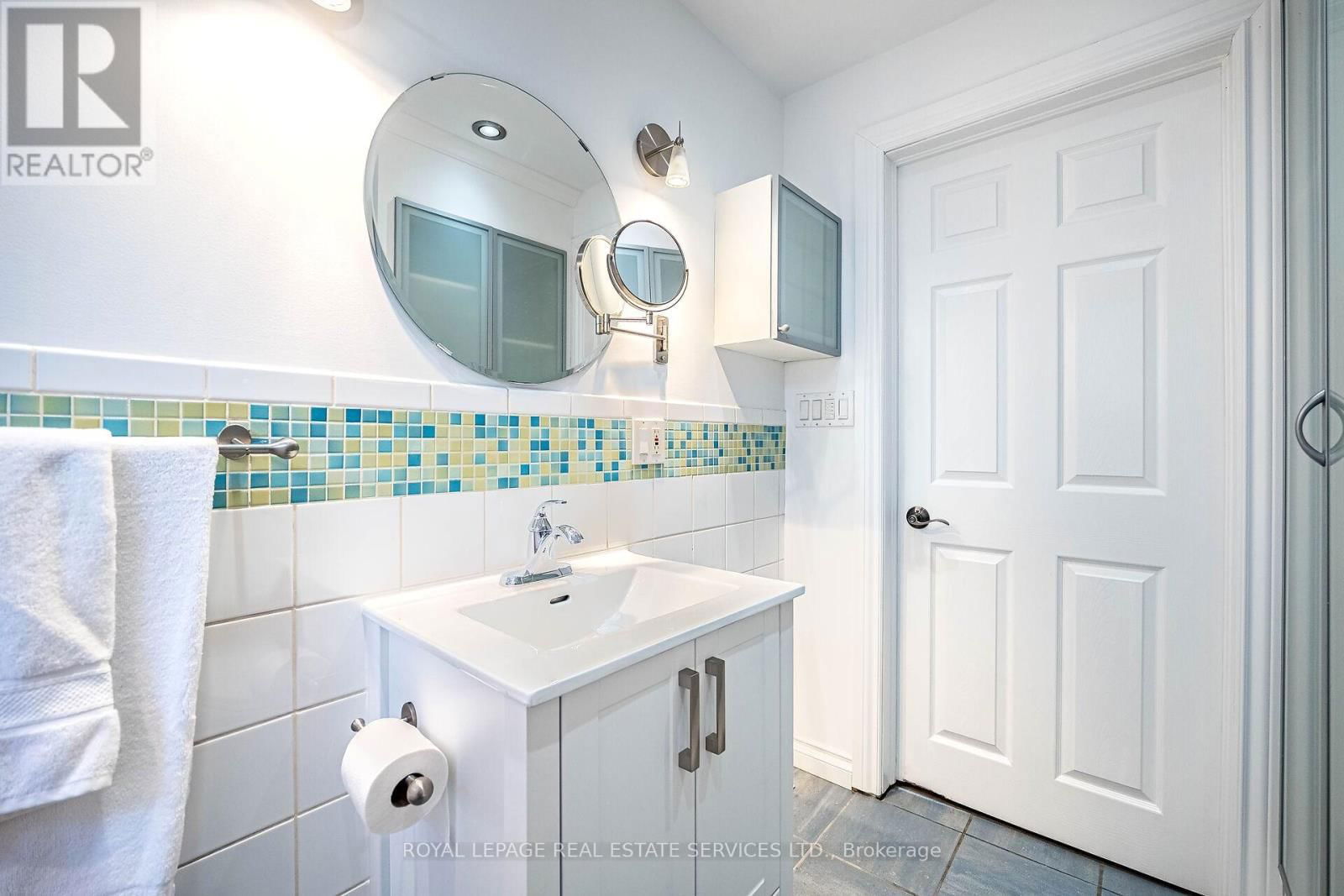 48 THIRTEENTH STREET Image 21