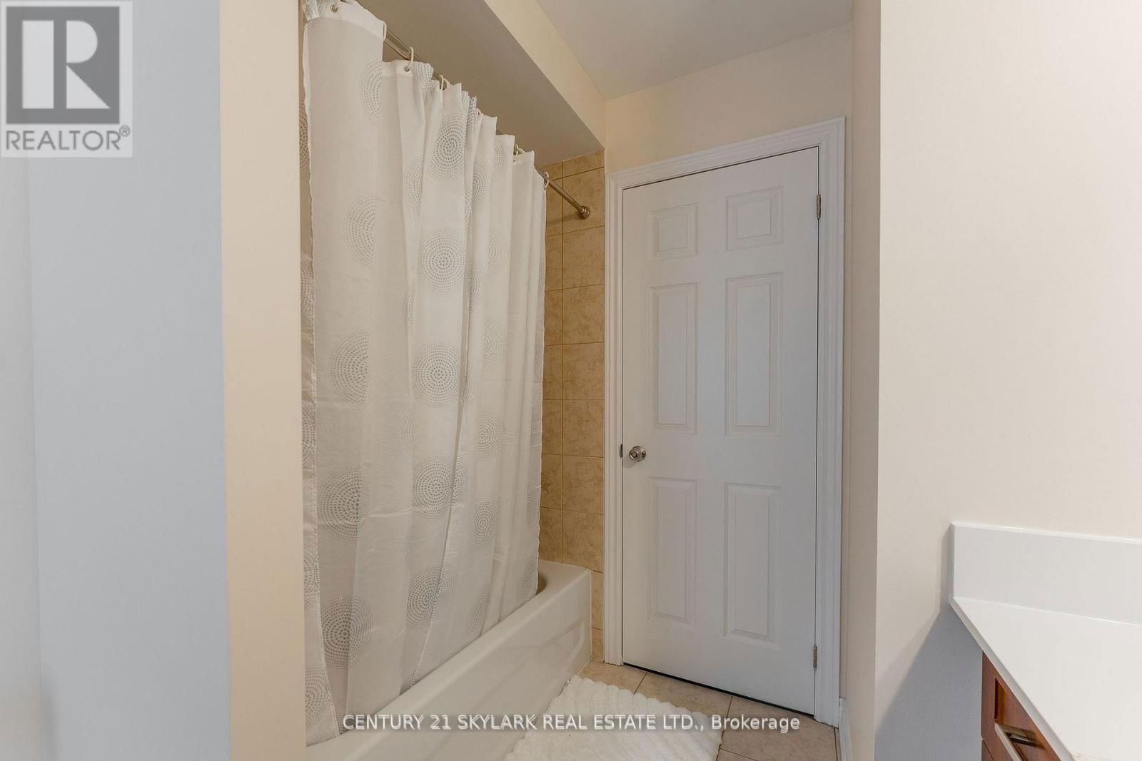 197 SUSSEXVALE DRIVE Image 32