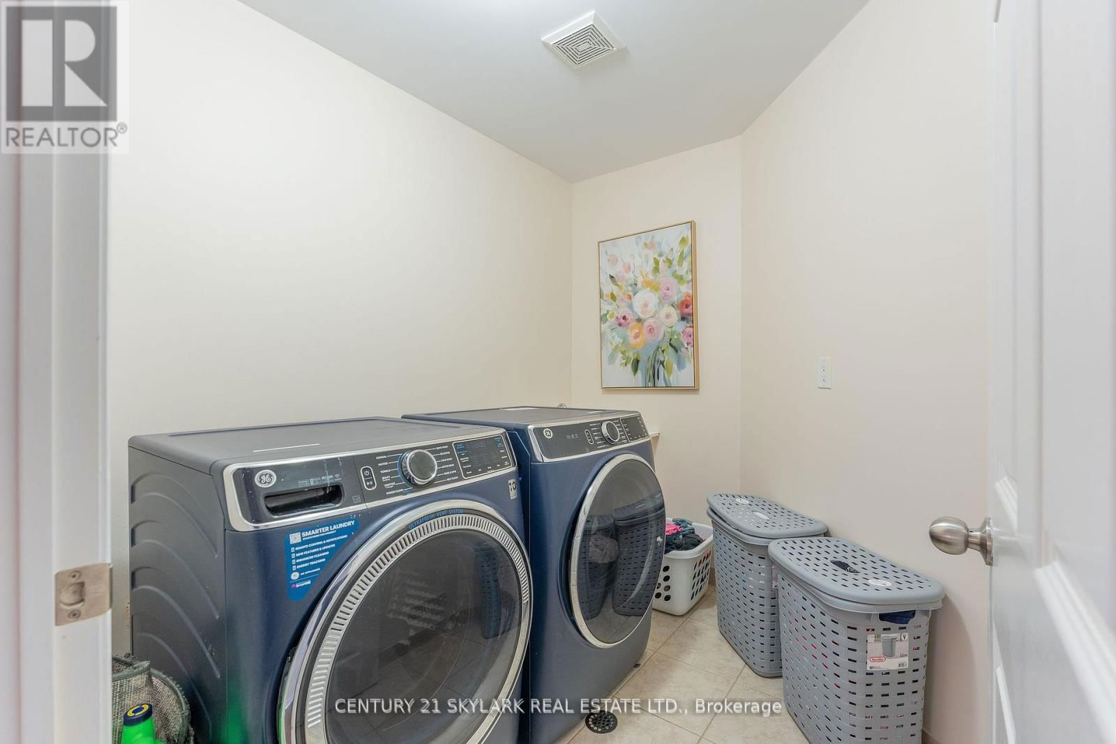 197 SUSSEXVALE DRIVE Image 34