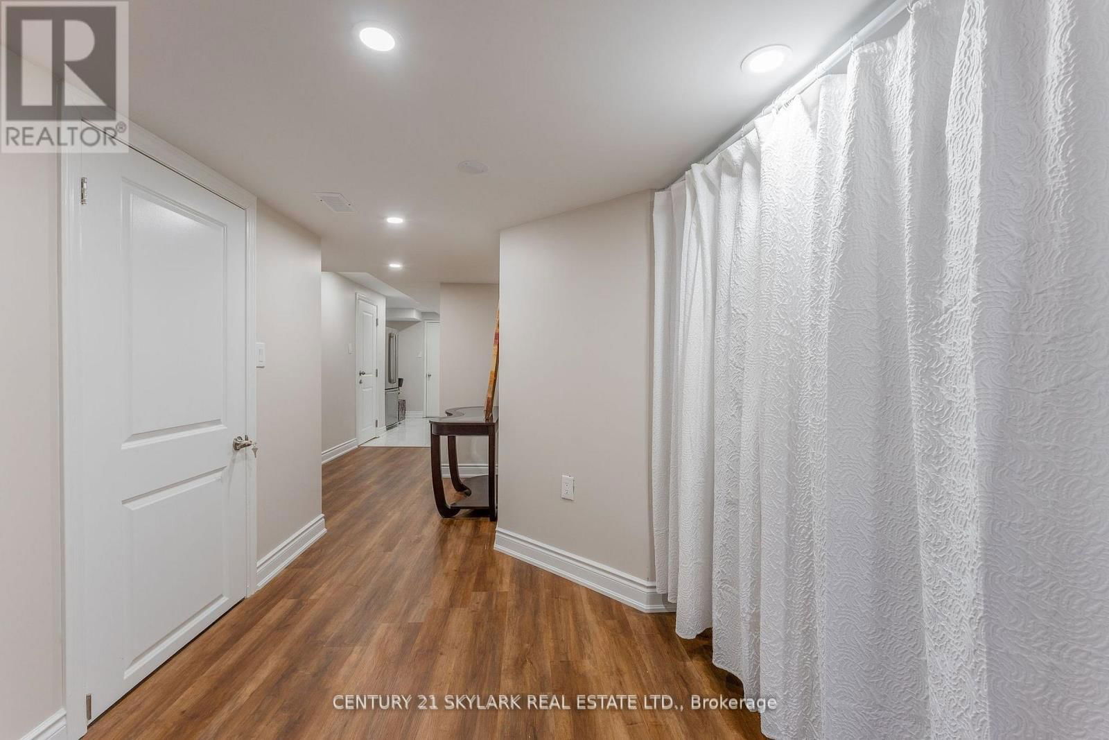 197 SUSSEXVALE DRIVE Image 38