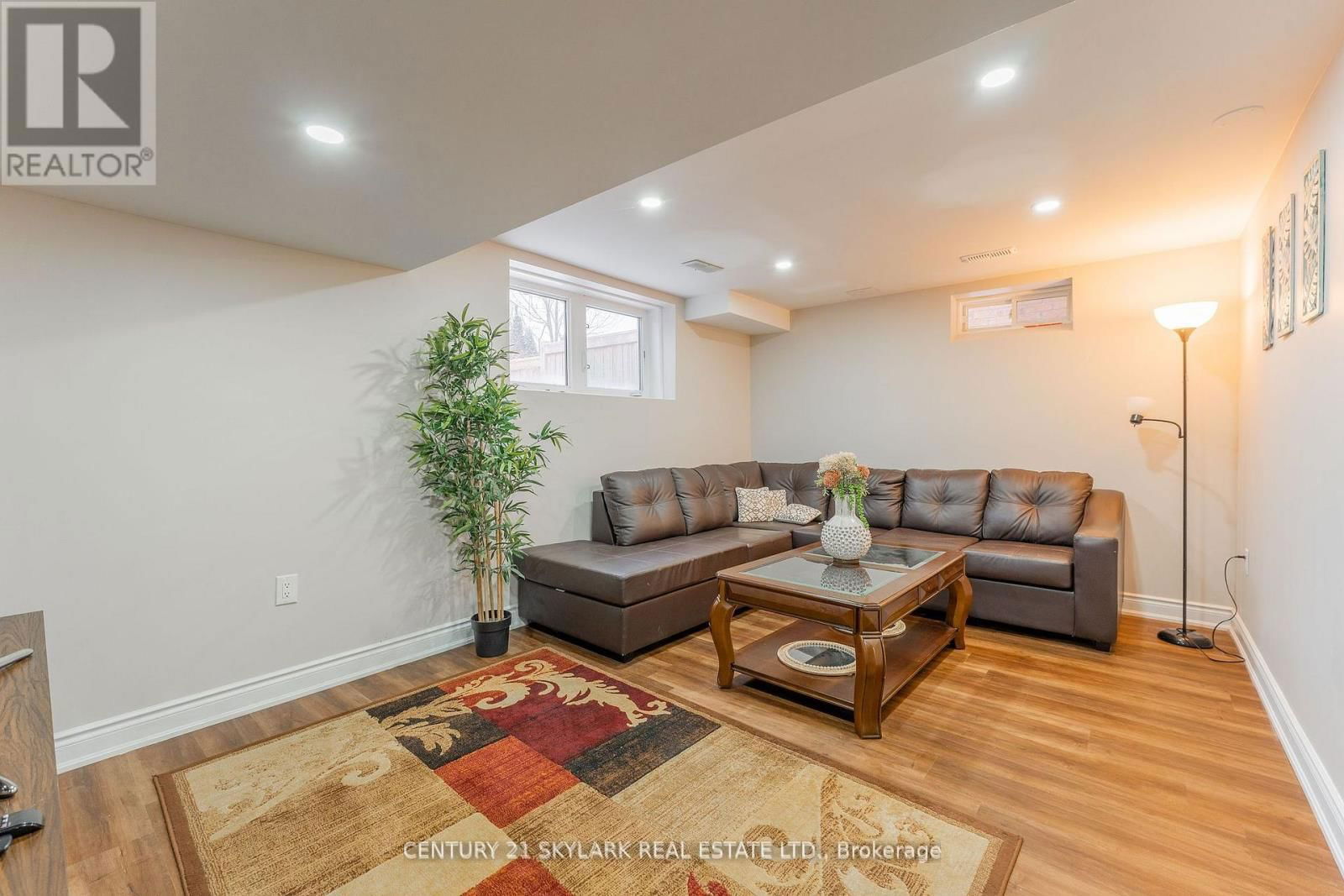 197 SUSSEXVALE DRIVE Image 39