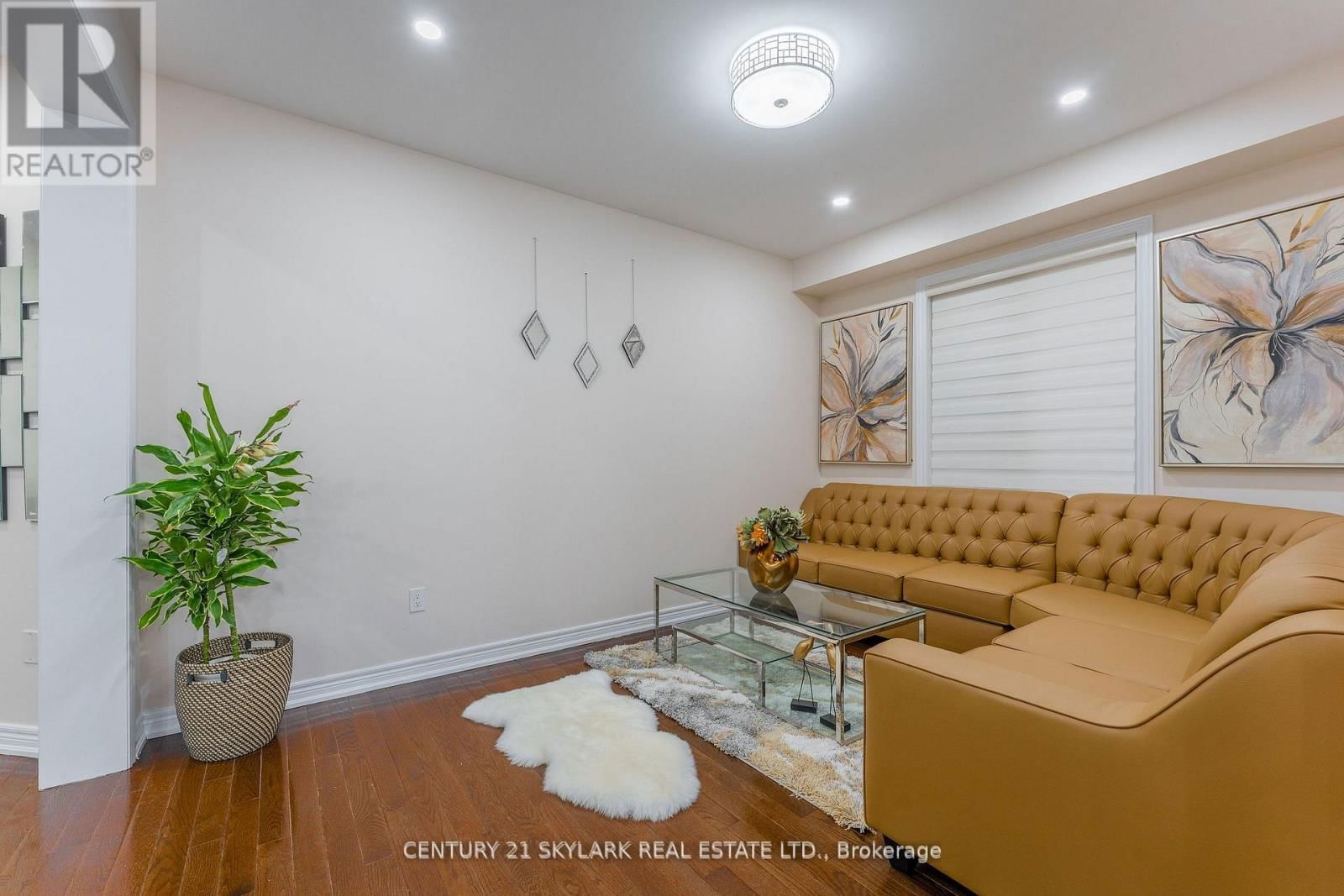 197 SUSSEXVALE DRIVE Image 9
