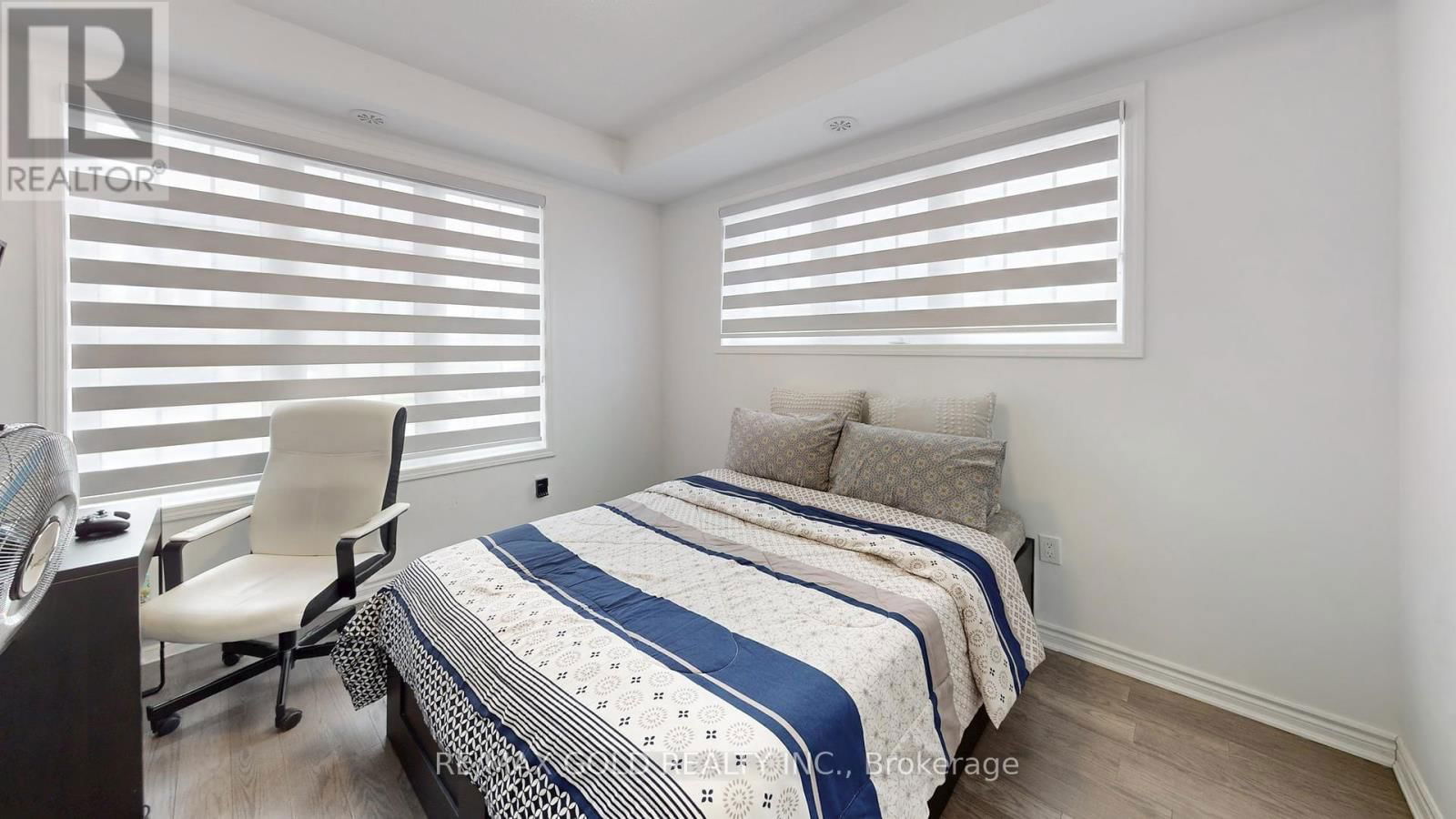 1210 ANSON GATE Image 10