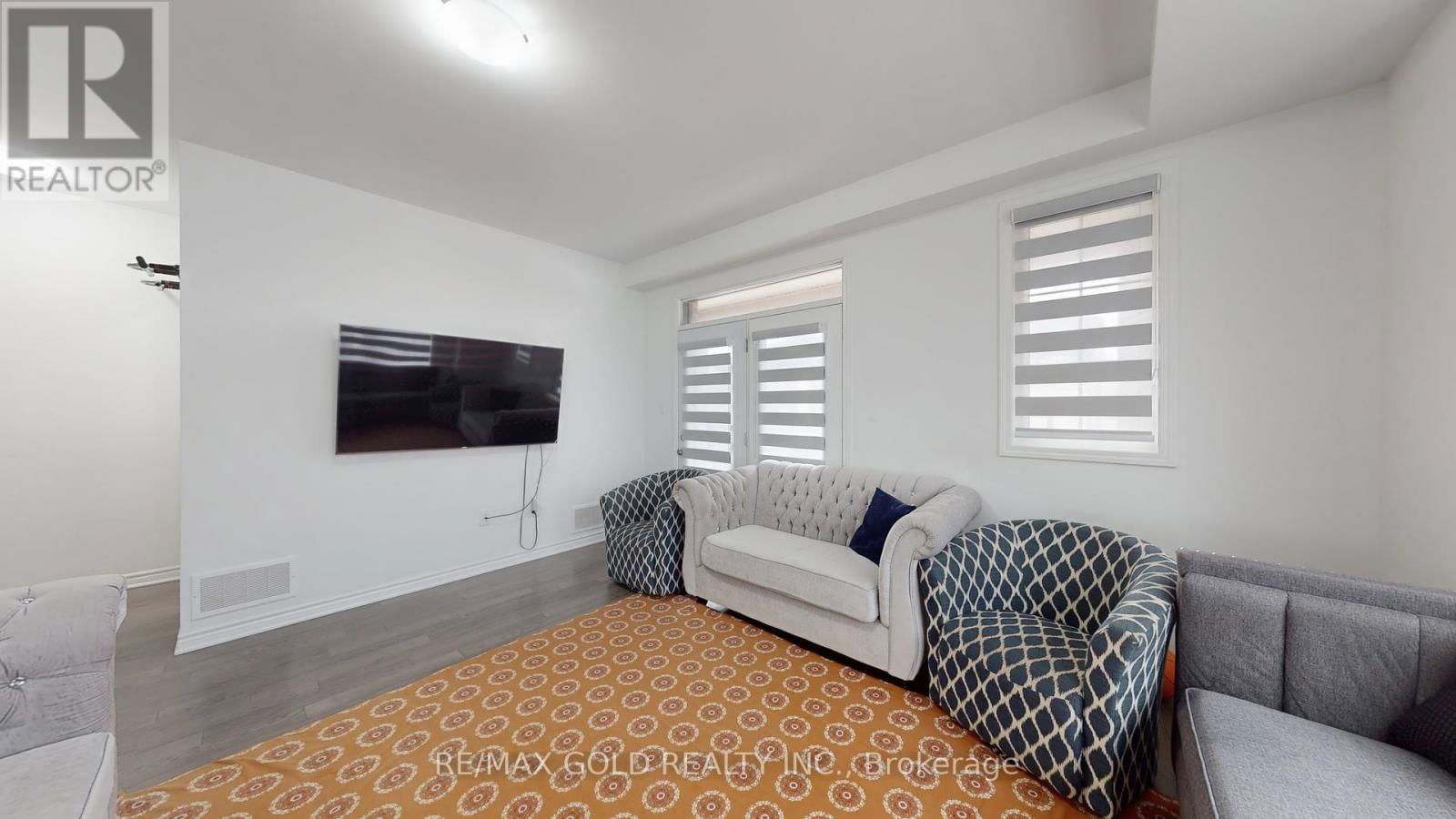 1210 ANSON GATE Image 19
