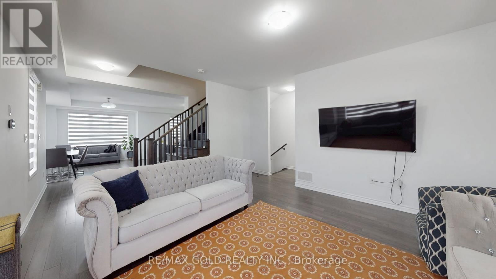1210 ANSON GATE Image 20