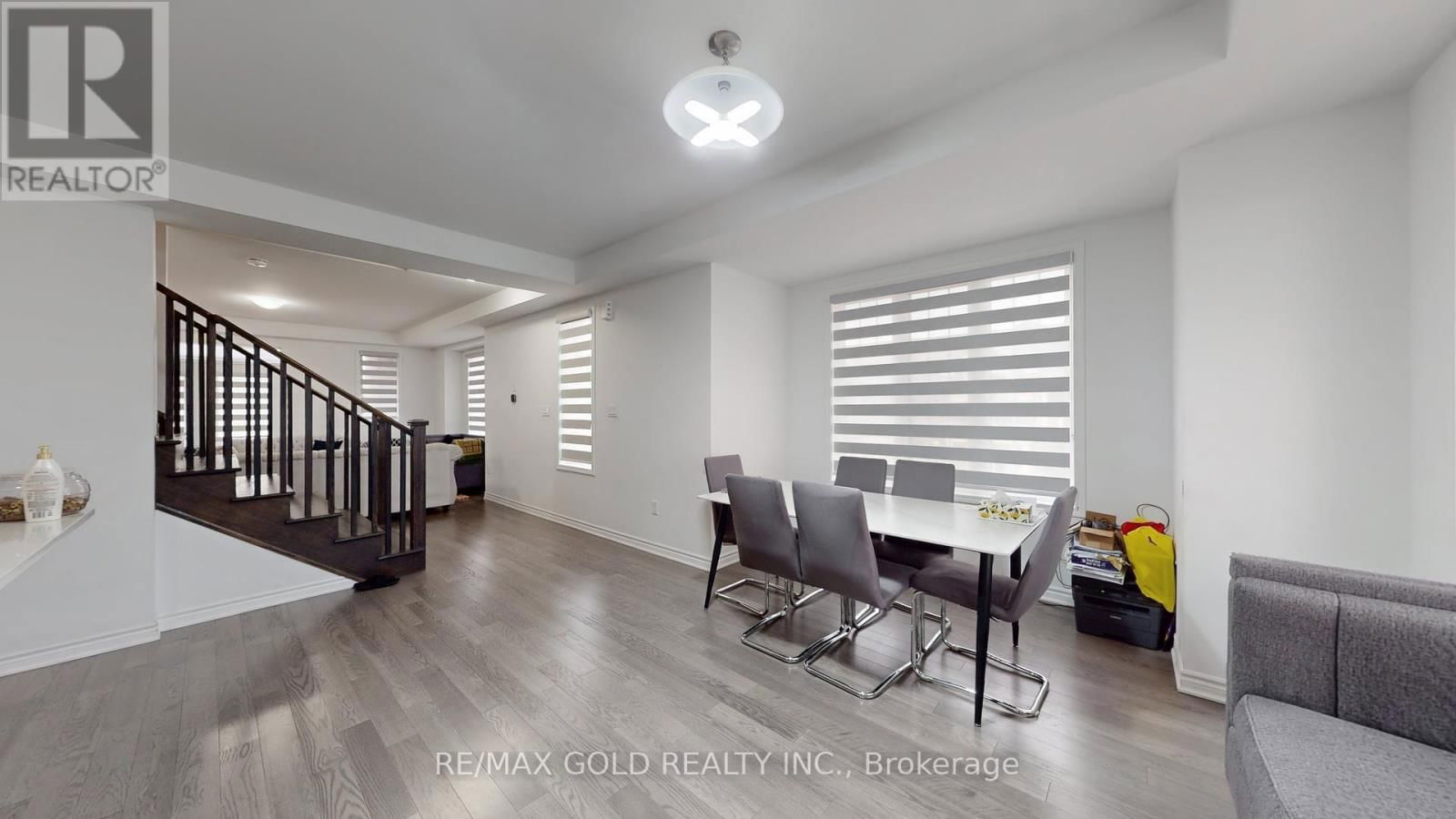 1210 ANSON GATE Image 22