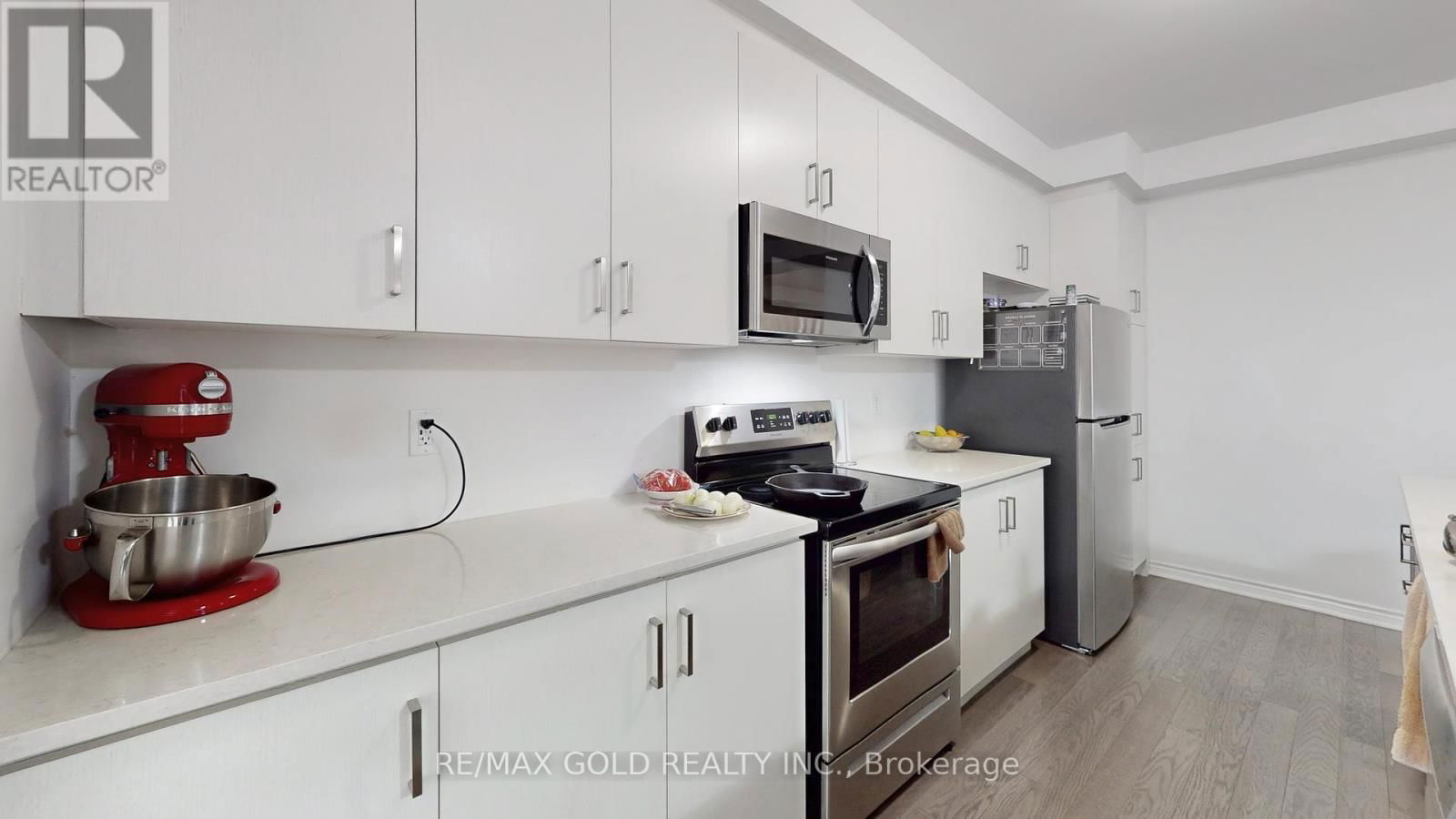 1210 ANSON GATE Image 29