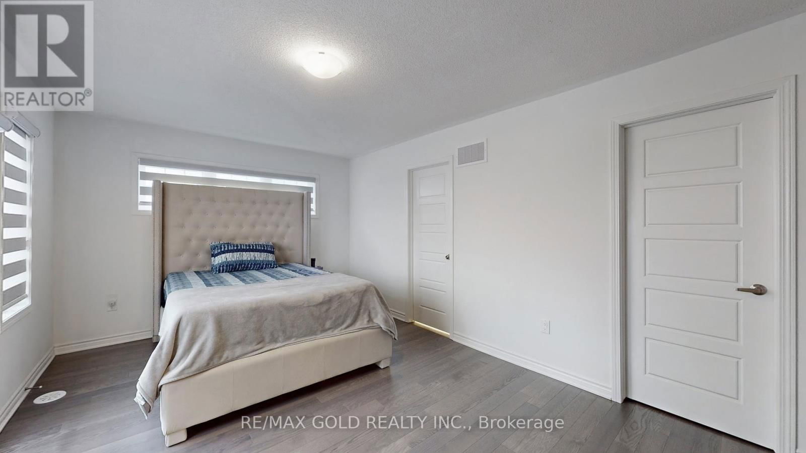 1210 ANSON GATE Image 34