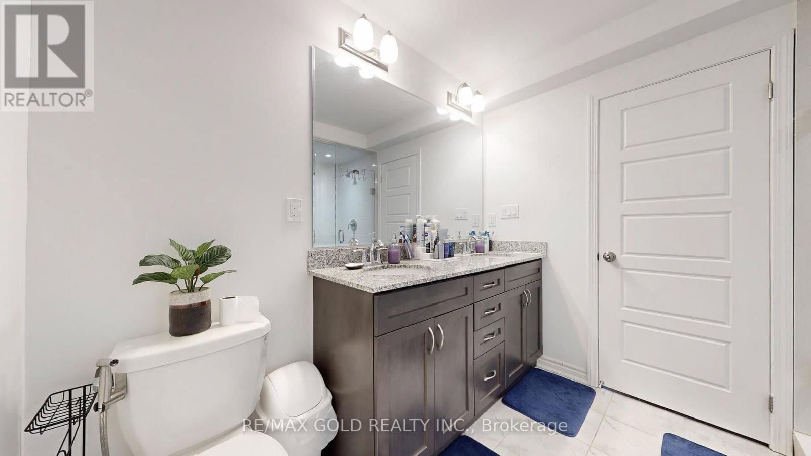 1210 ANSON GATE Image 38