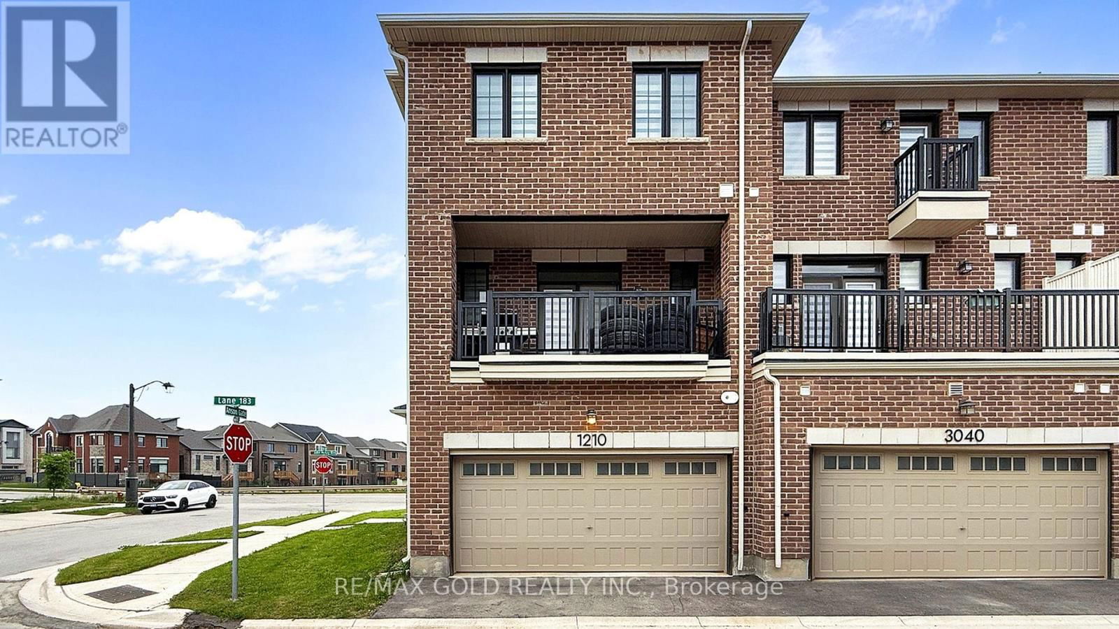 1210 ANSON GATE Image 48