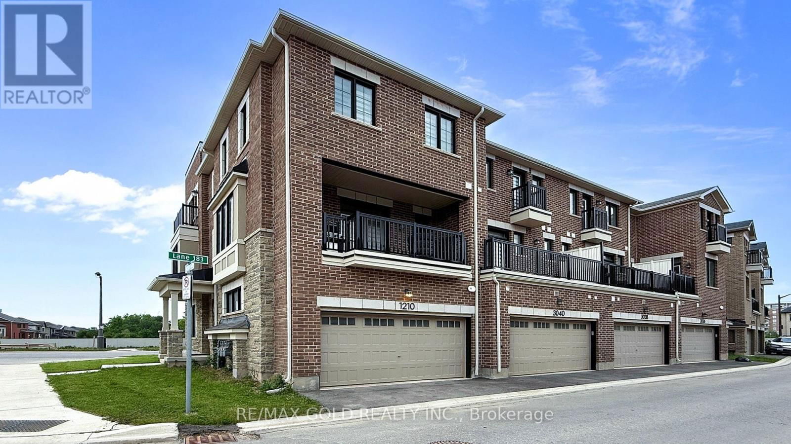 1210 ANSON GATE Image 49