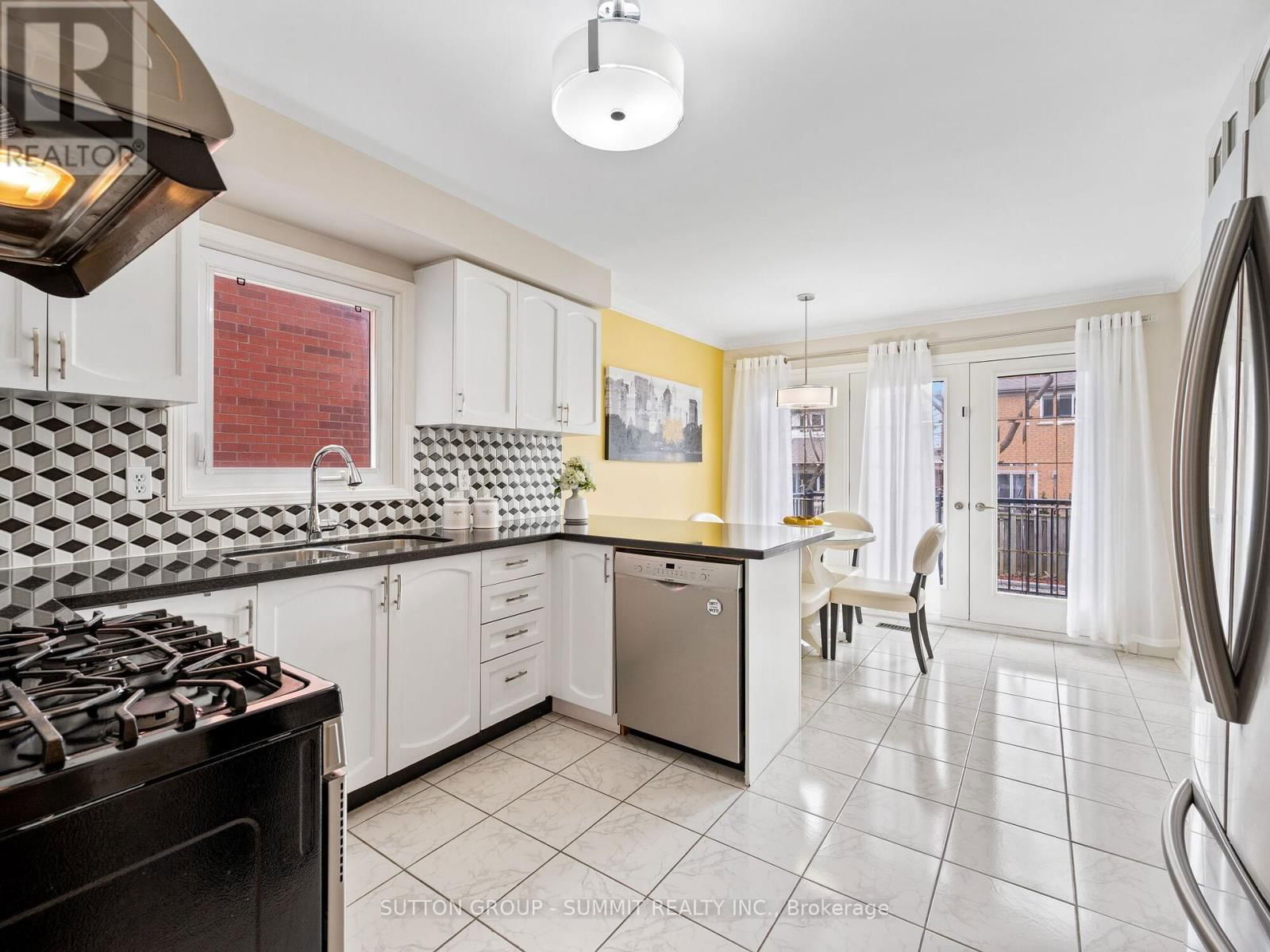 5726 TAYSIDE CRESCENT Image 10