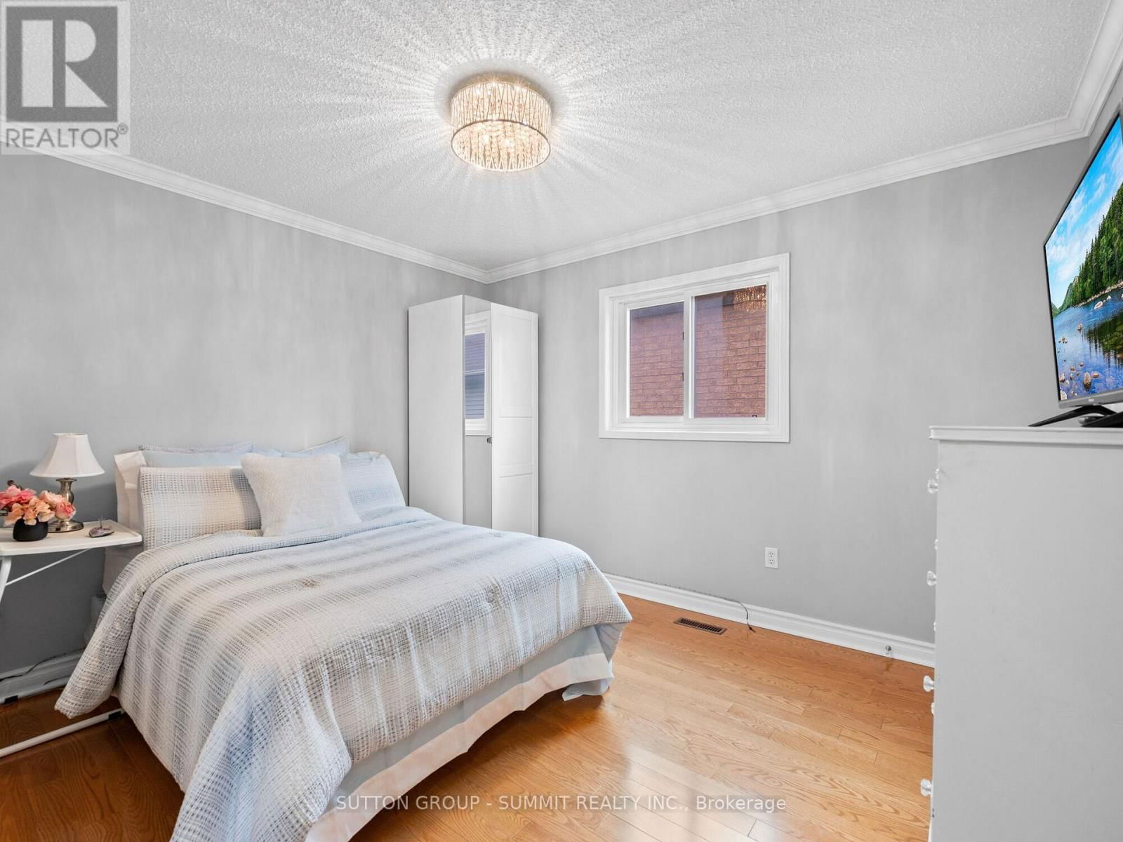 5726 TAYSIDE CRESCENT Image 34