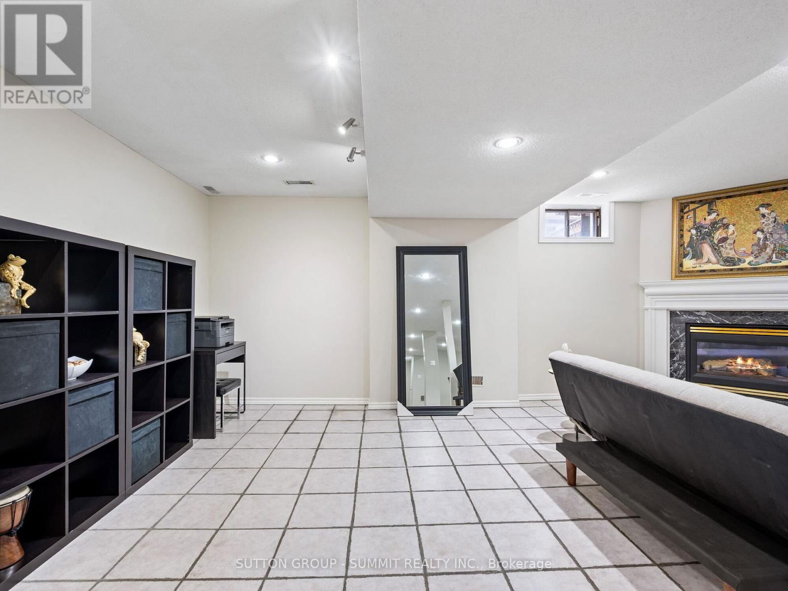 5726 TAYSIDE CRESCENT Image 45