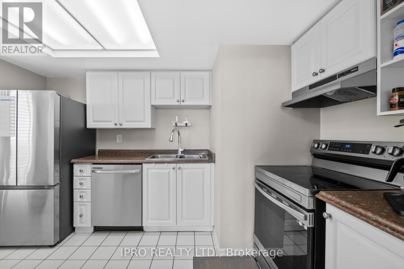 2106 - 4460 TUCANA COURT Image 22