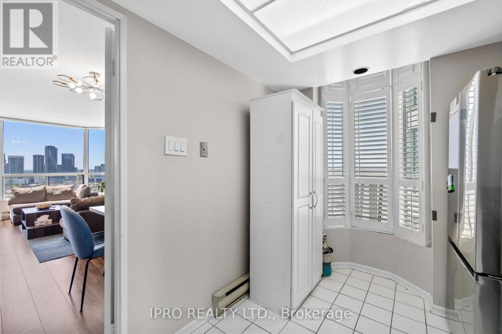 2106 - 4460 TUCANA COURT Image 24
