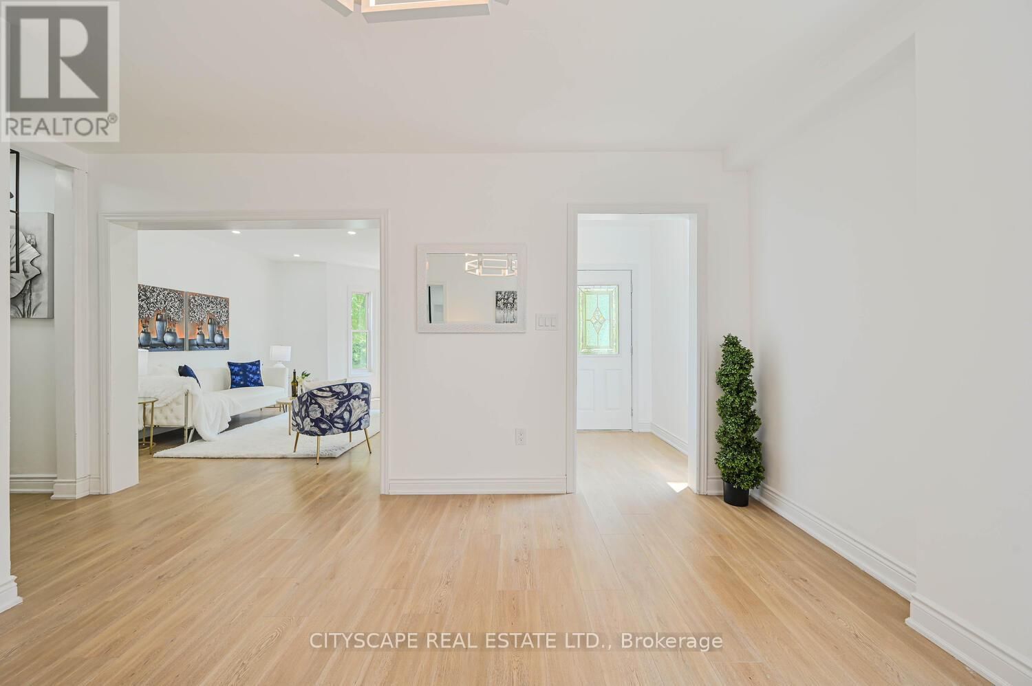 54 DAYFOOT DRIVE Image 12