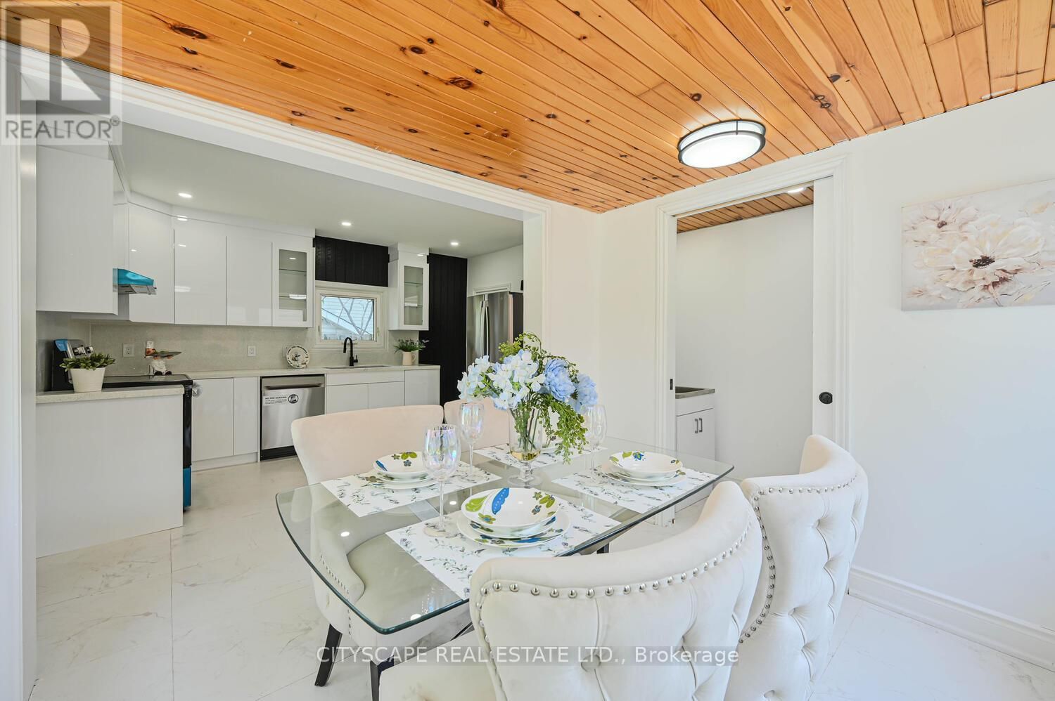54 DAYFOOT DRIVE Image 16