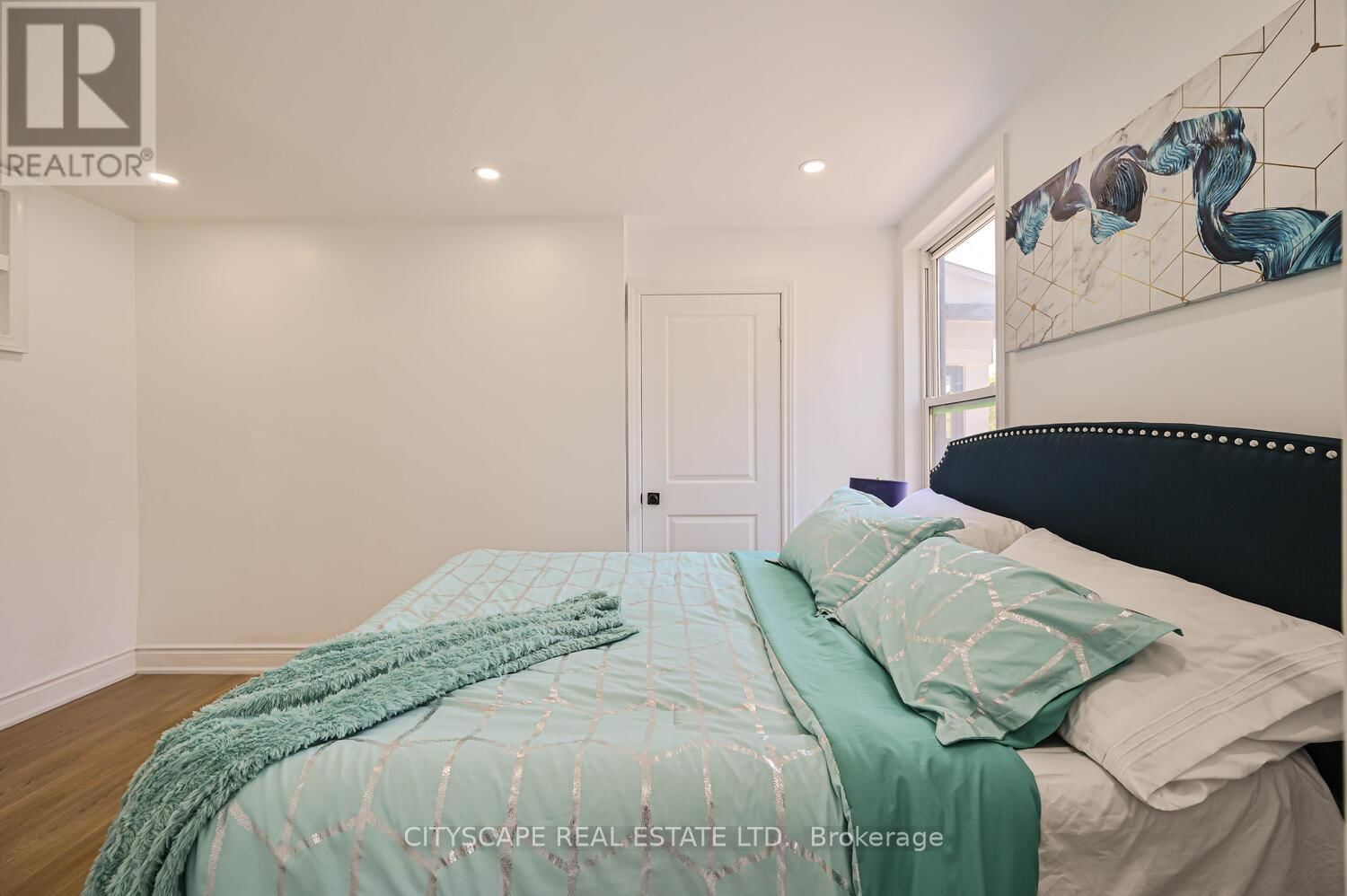 54 DAYFOOT DRIVE Image 40