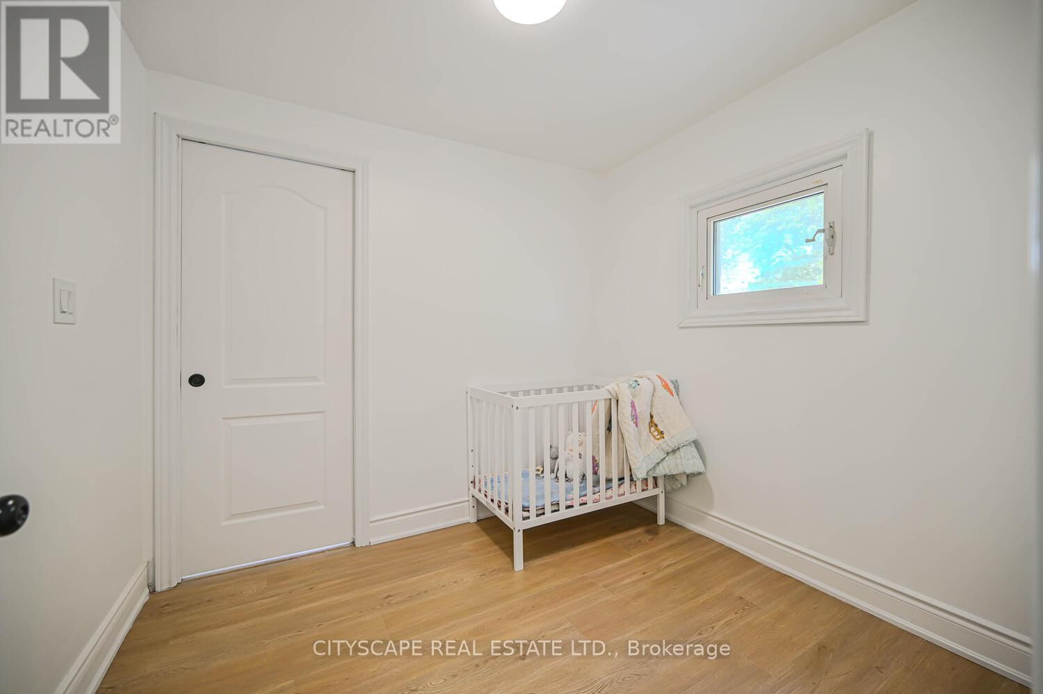 54 DAYFOOT DRIVE Image 43