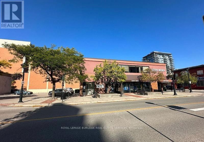 442 BRANT STREET Image 2