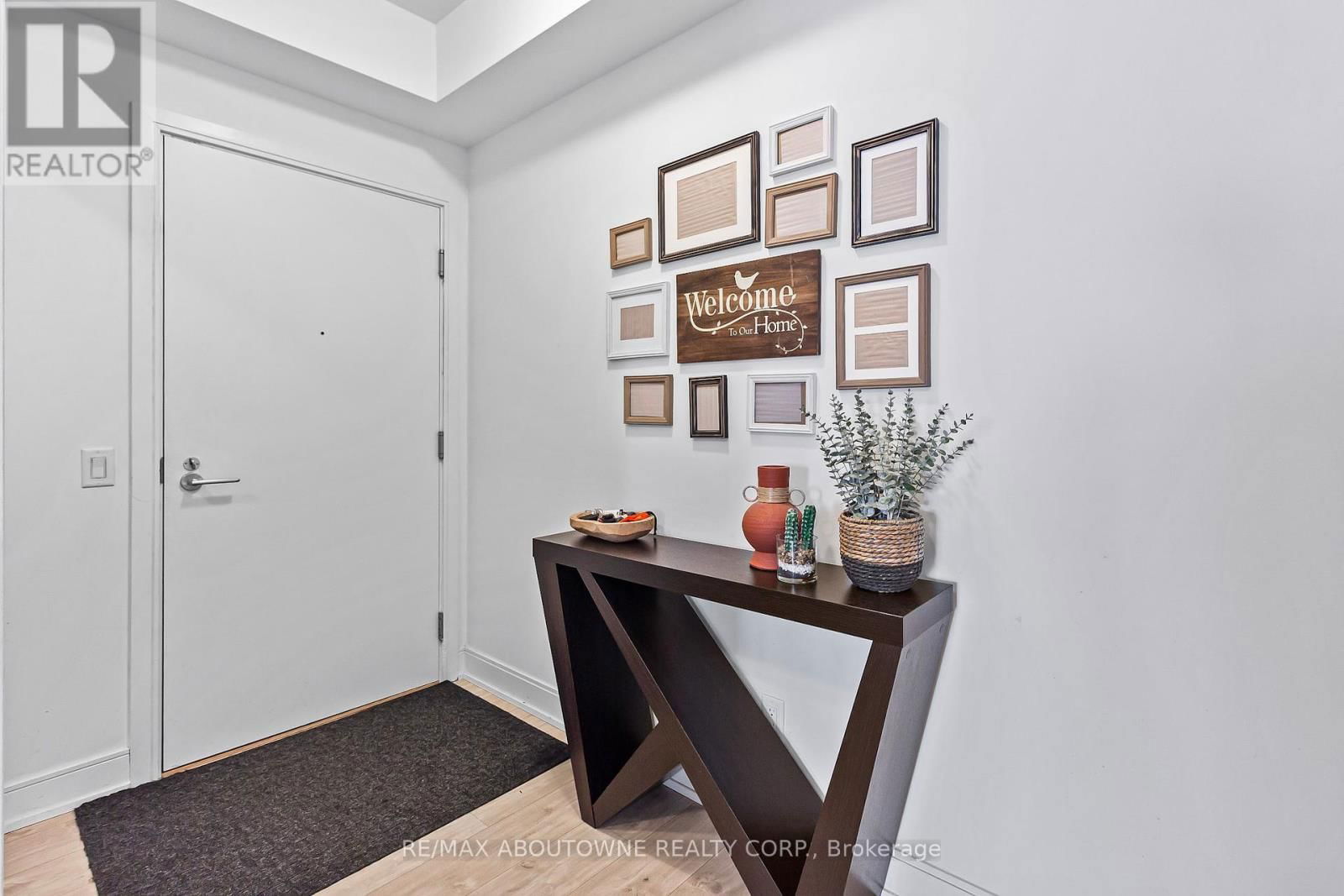 4005 - 70 ANNIE CRAIG DRIVE Image 4