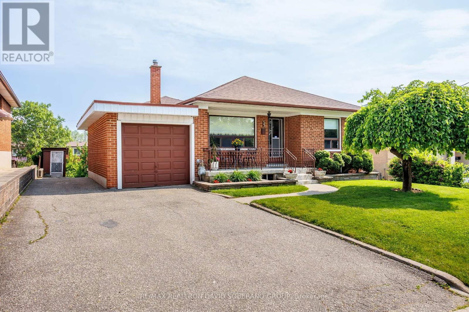 53 FLAMBOROUGH DRIVE Image 1