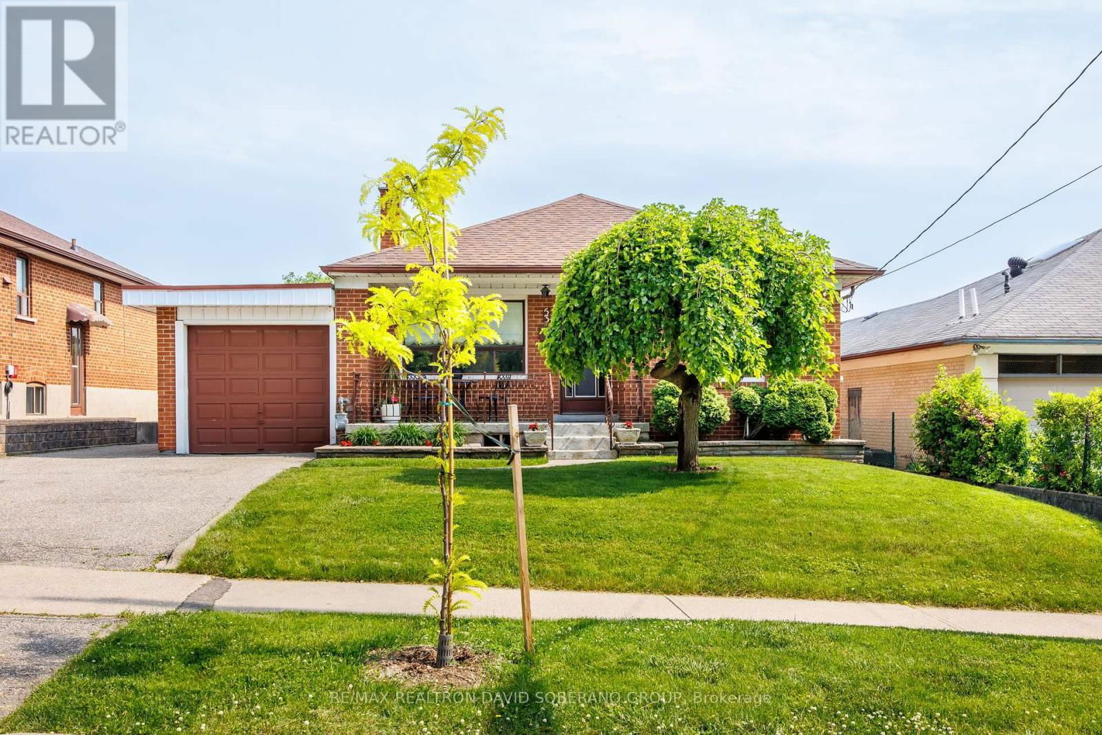 53 FLAMBOROUGH DRIVE Image 2