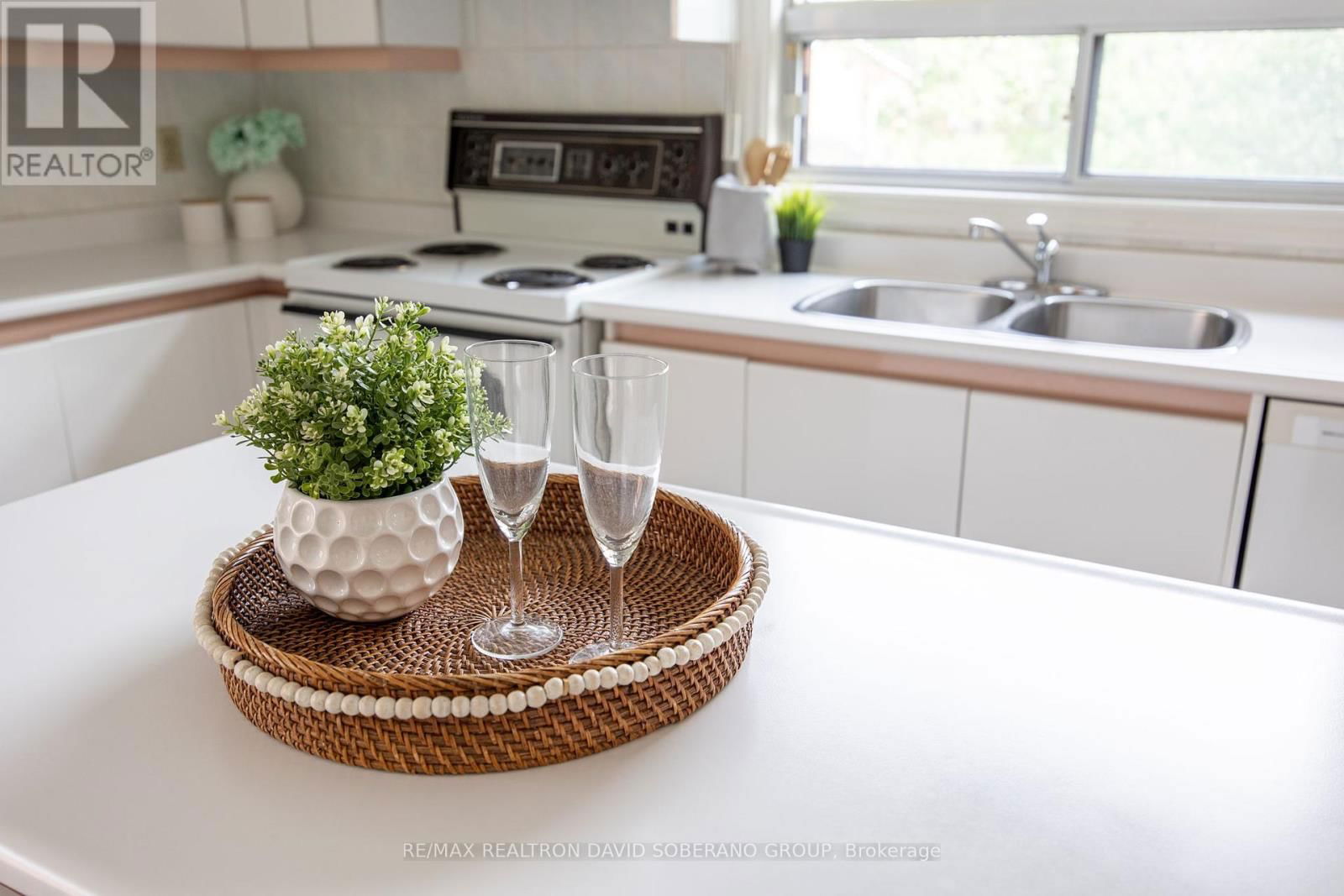 53 FLAMBOROUGH DRIVE Image 22