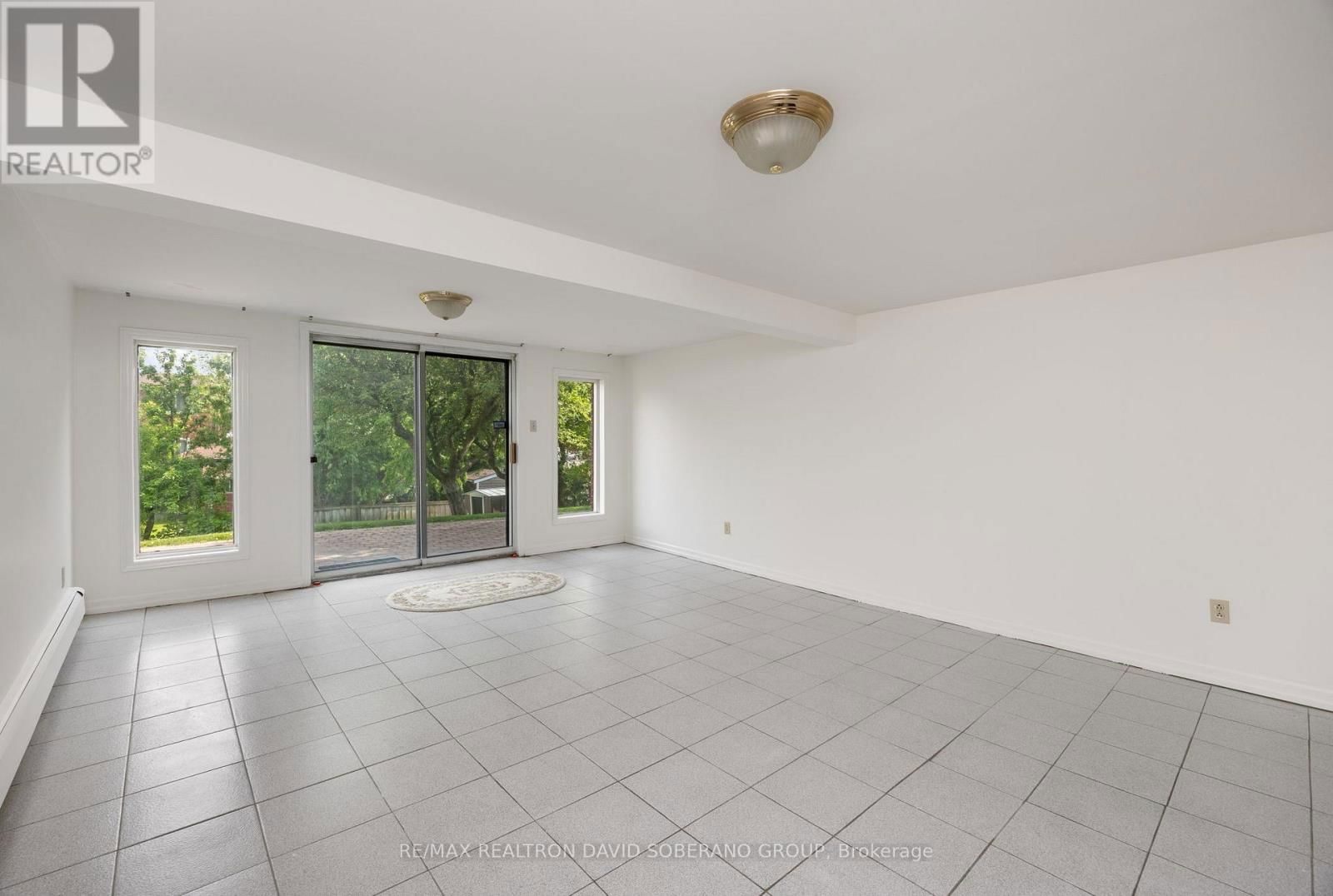 53 FLAMBOROUGH DRIVE Image 30