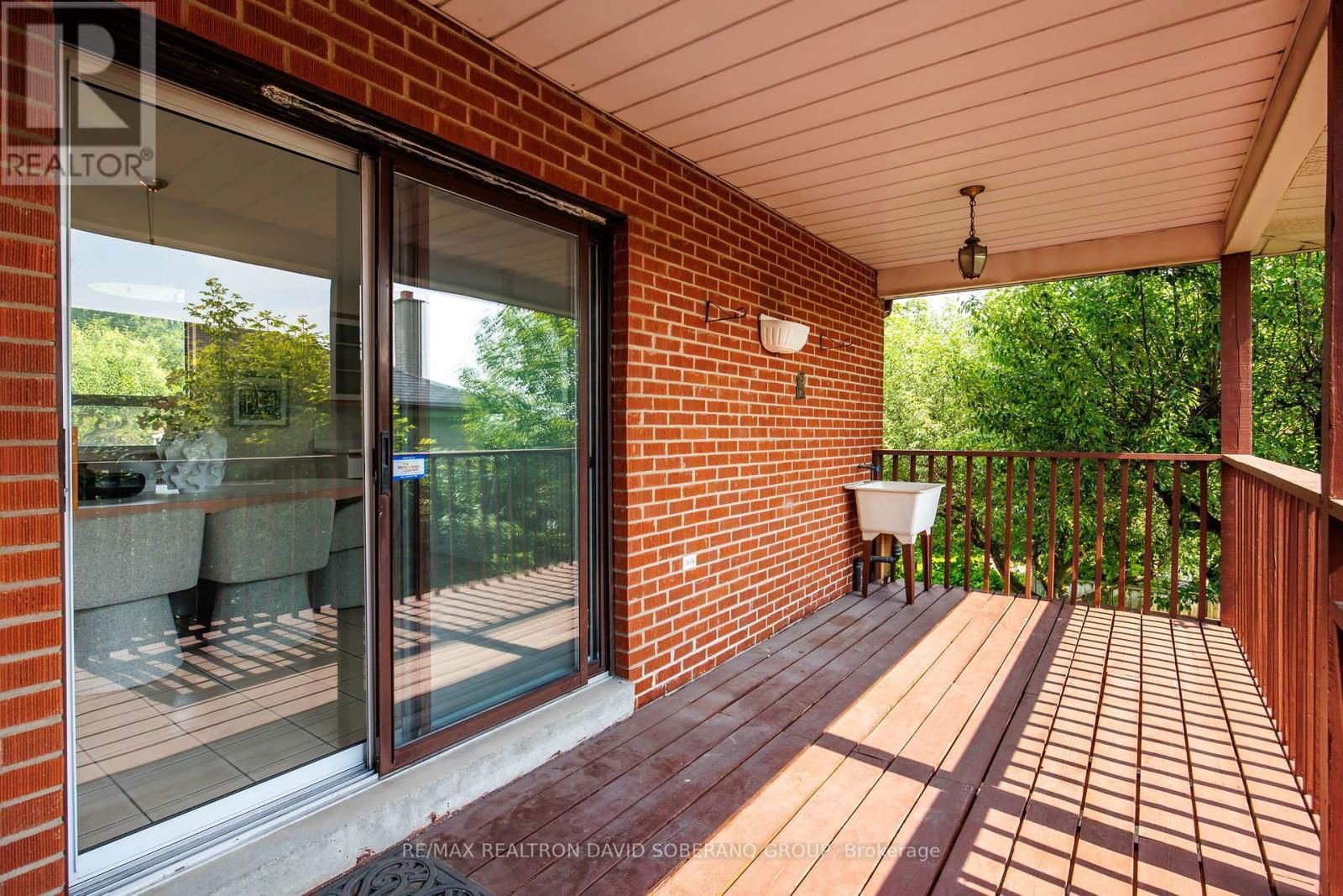 53 FLAMBOROUGH DRIVE Image 32