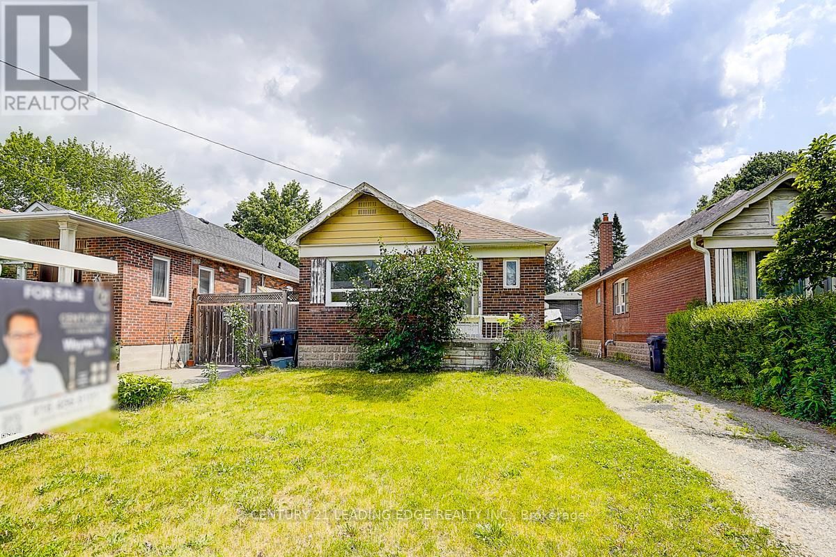 1173 ISLINGTON AVENUE EAST Image 3