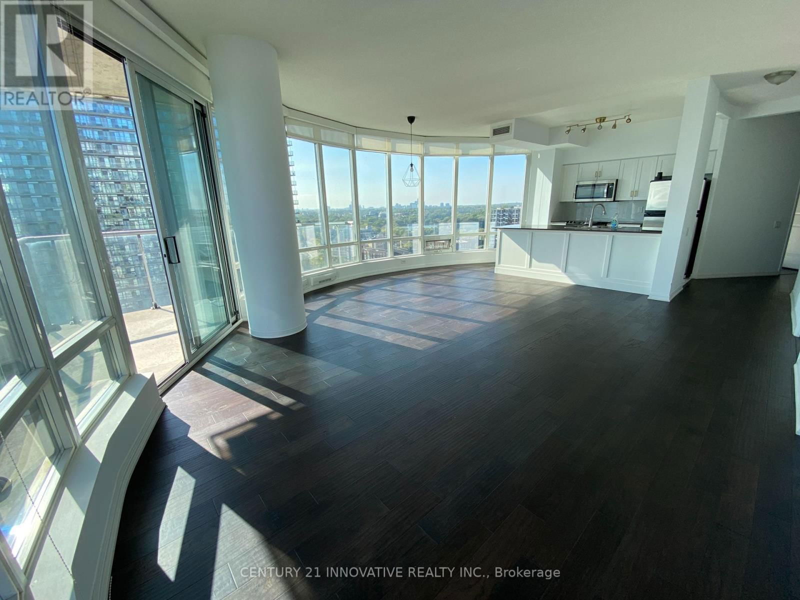 2010 - 15 WINDERMERE AVENUE Image 2