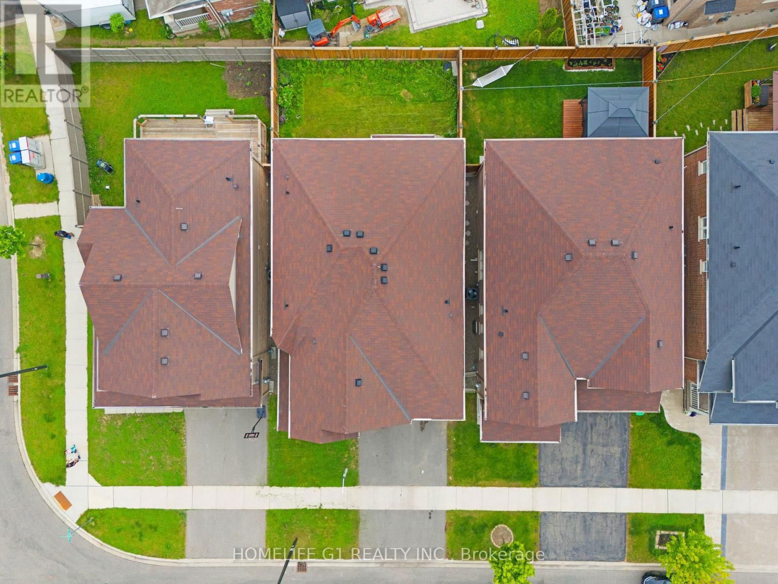 158 THORNBUSH BOULEVARD Image 40
