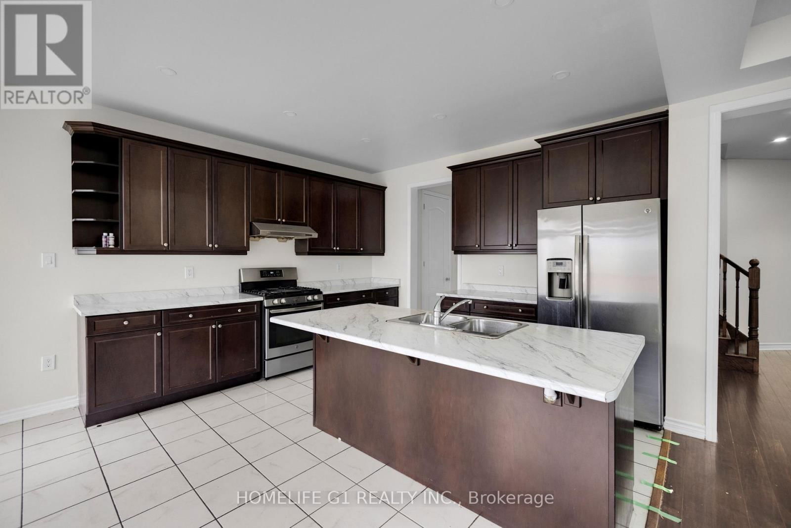 158 THORNBUSH BOULEVARD Image 9