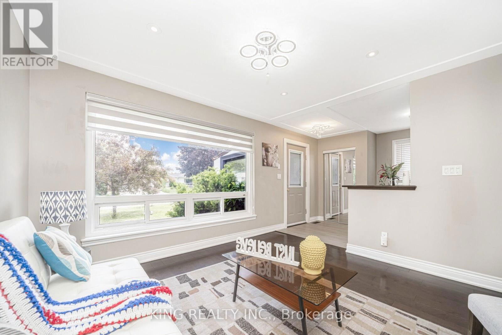 26 DAVENPORT CRESCENT Image 11