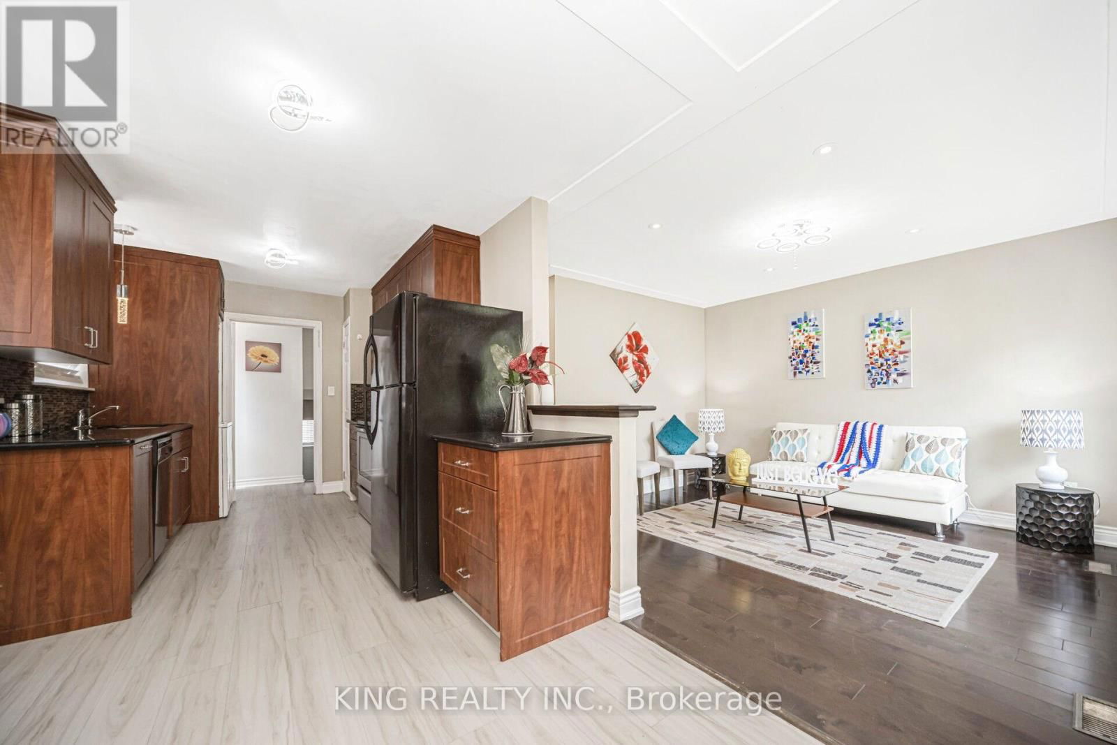 26 DAVENPORT CRESCENT Image 13