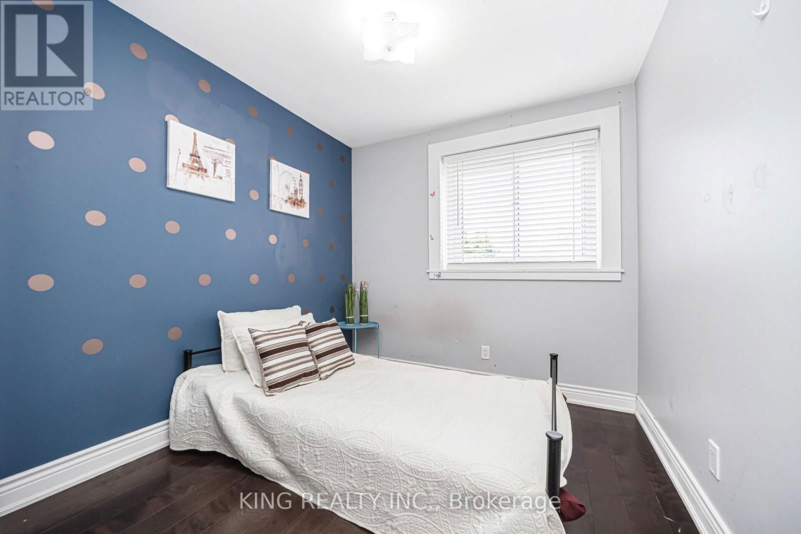 26 DAVENPORT CRESCENT Image 27