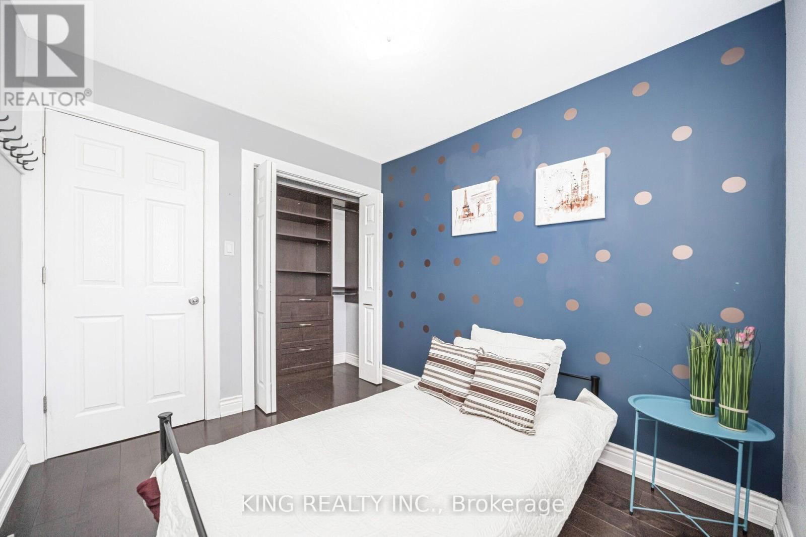 26 DAVENPORT CRESCENT Image 28