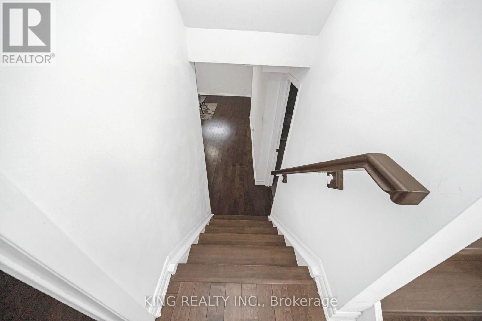 26 DAVENPORT CRESCENT Image 40