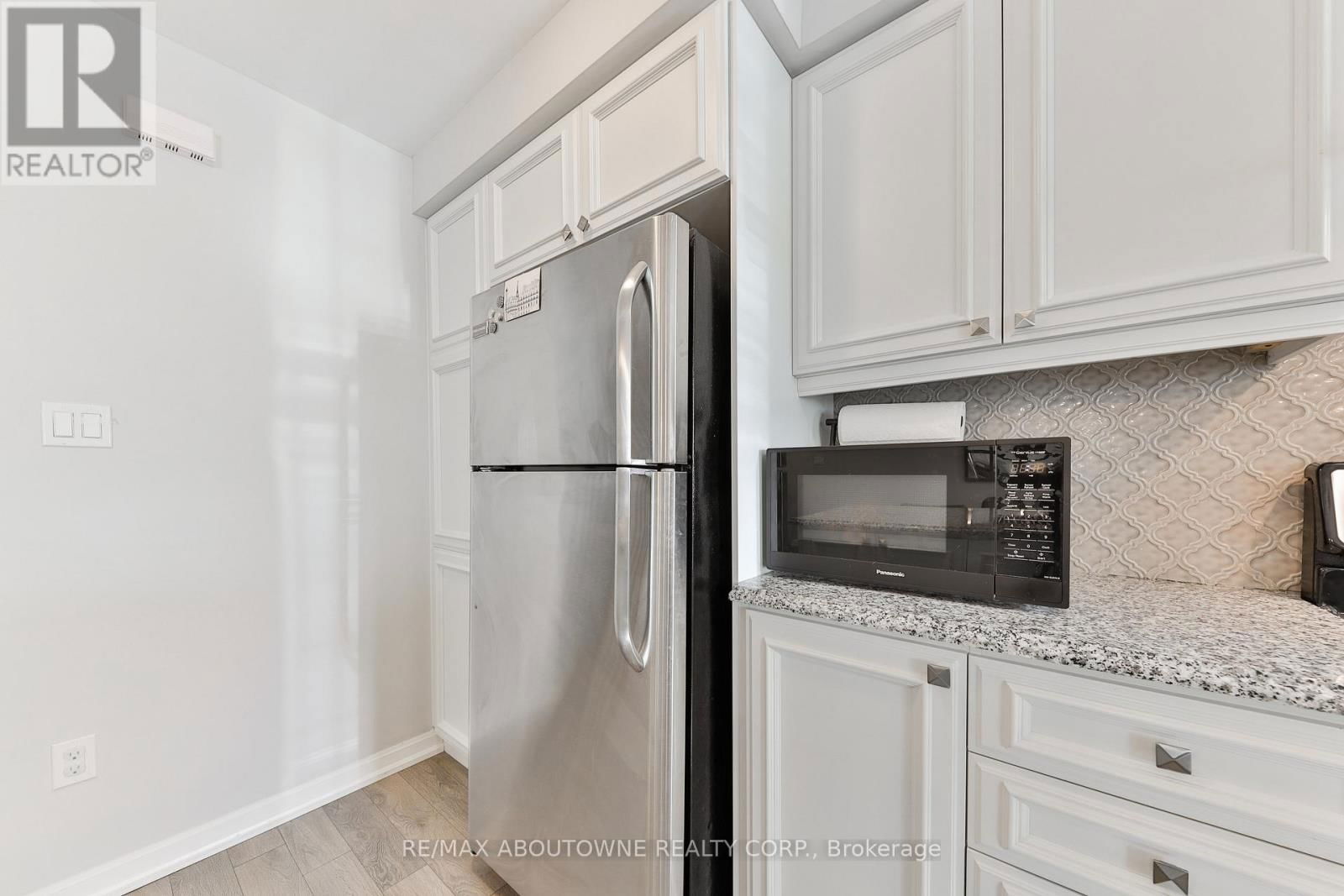 299 JEMIMA DRIVE Image 17