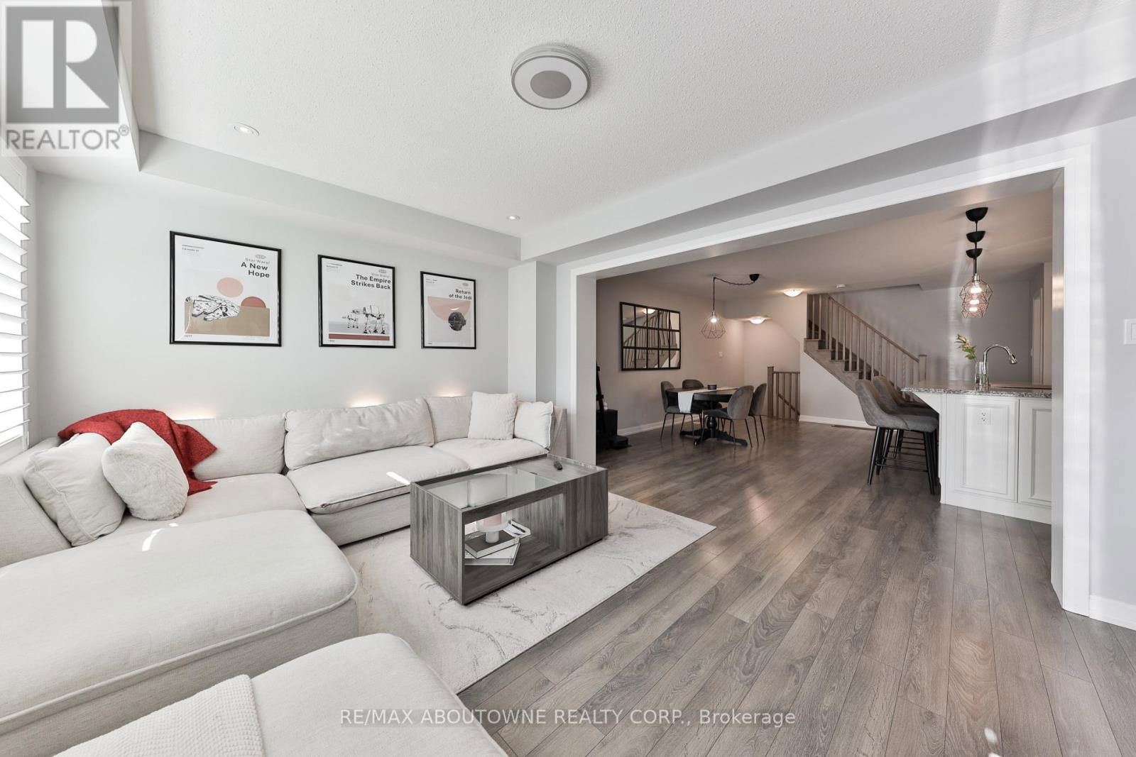 299 JEMIMA DRIVE Image 26