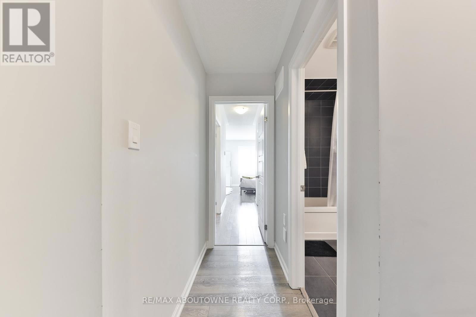 299 JEMIMA DRIVE Image 28