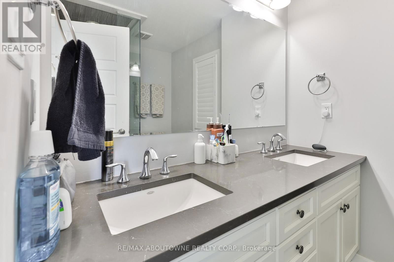 299 JEMIMA DRIVE Image 33