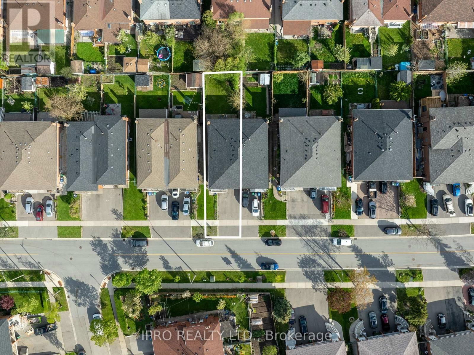 208 MEADOWS BOULEVARD Image 2