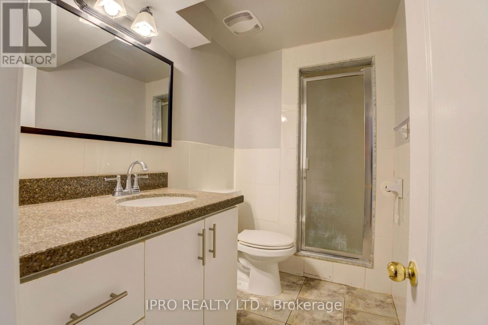 208 MEADOWS BOULEVARD Image 27