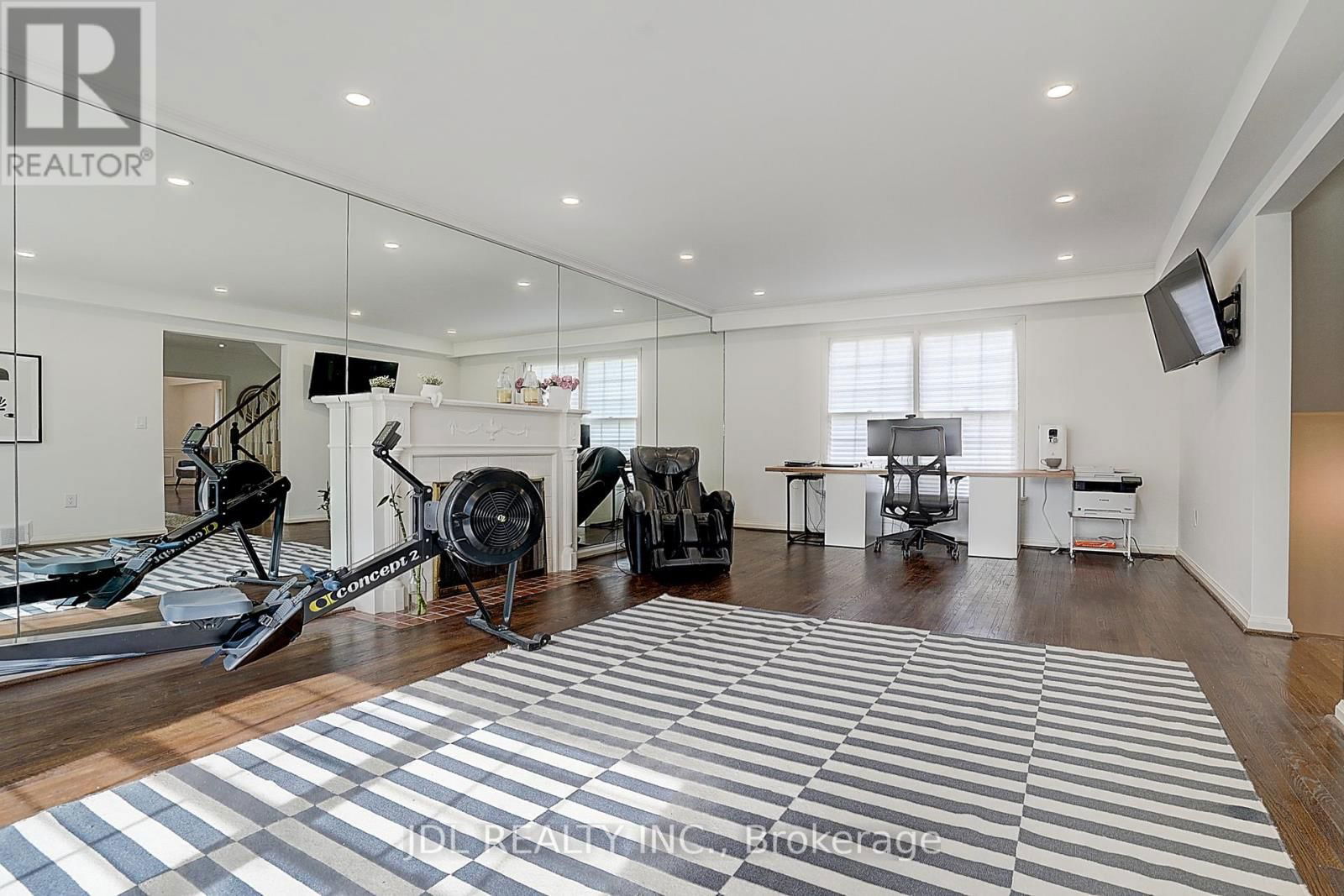 312 DALEWOOD DRIVE Image 13