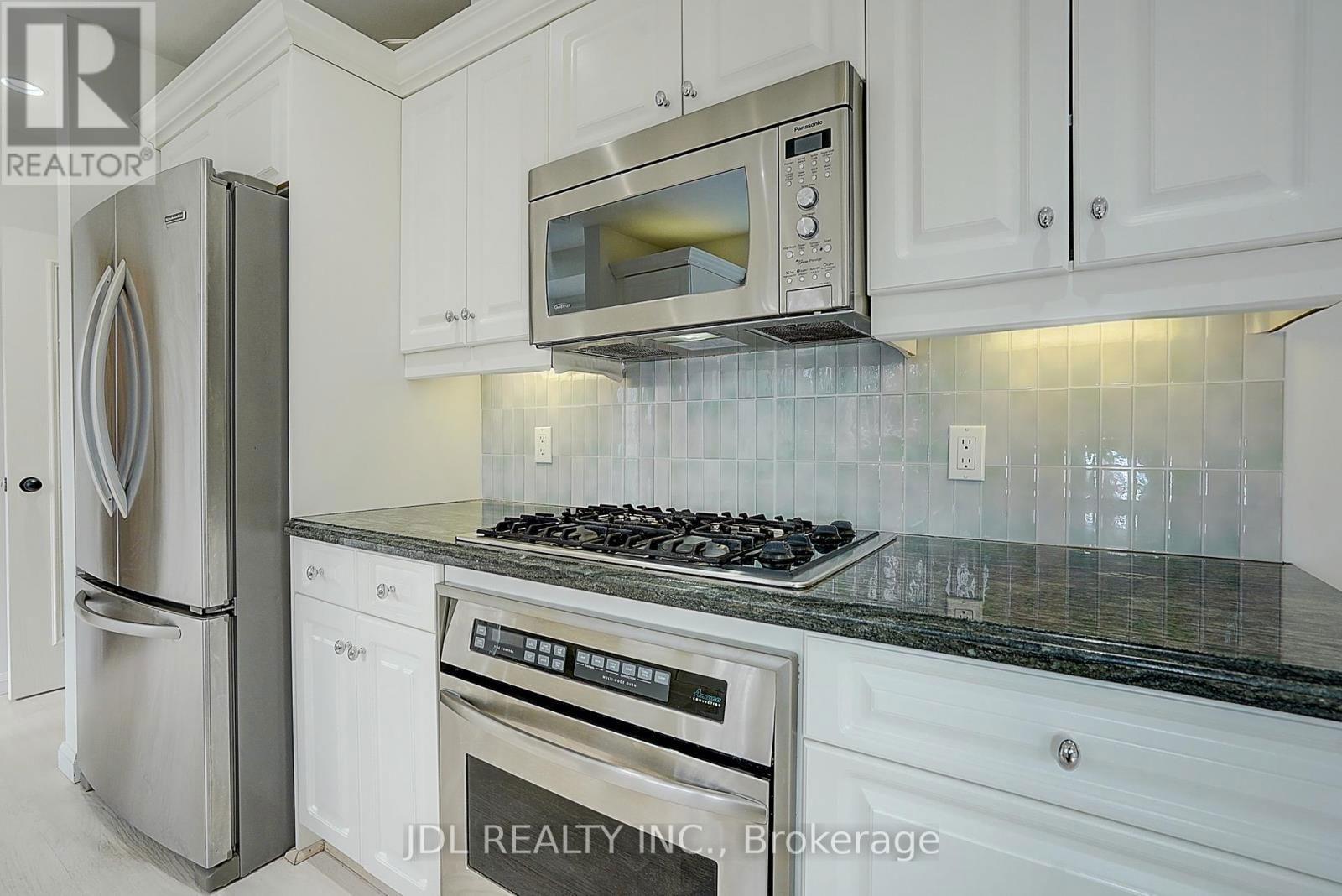 312 DALEWOOD DRIVE Image 16